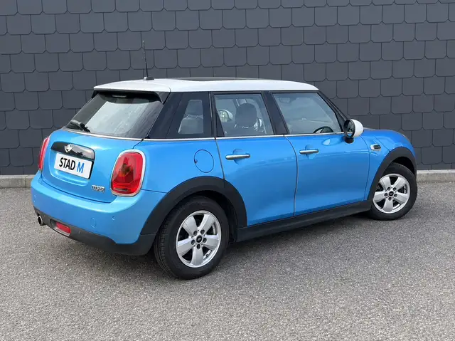 Mini Hatch view 3