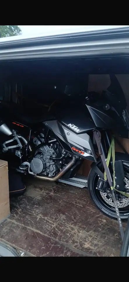 KTM 990 Supermoto