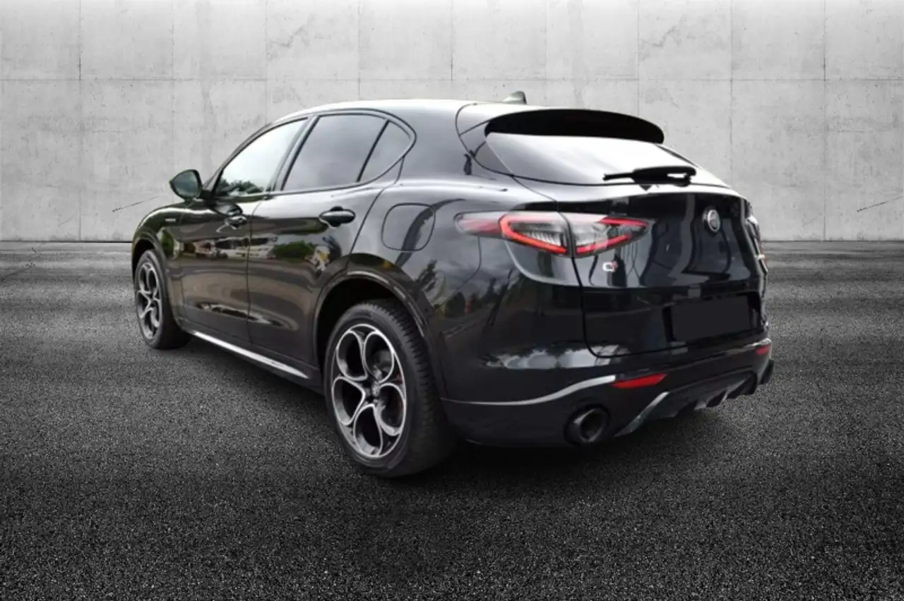 Alfa Romeo Stelvio 2024