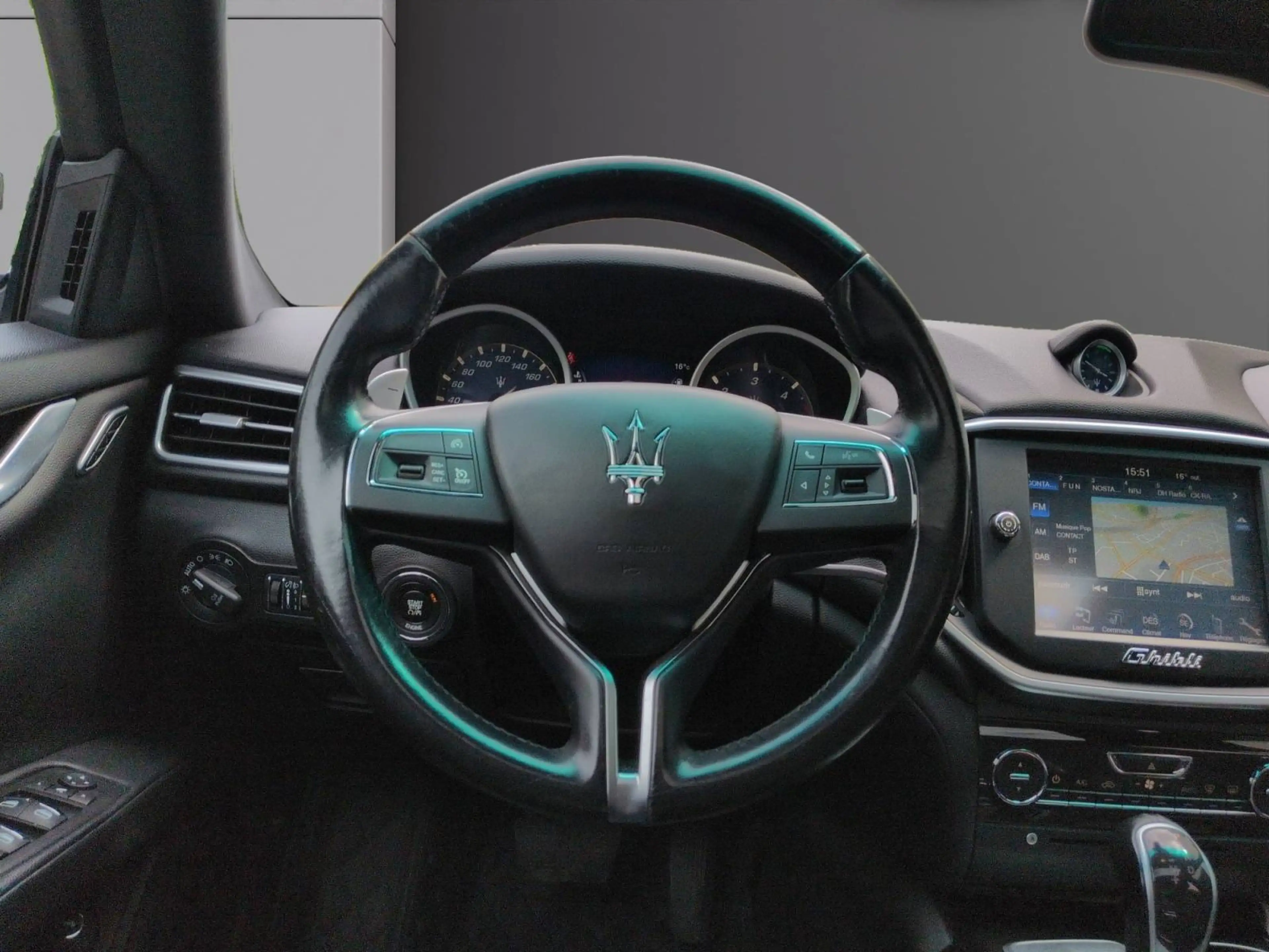 Maserati Ghibli Ghibli 3.0 D — photo 13