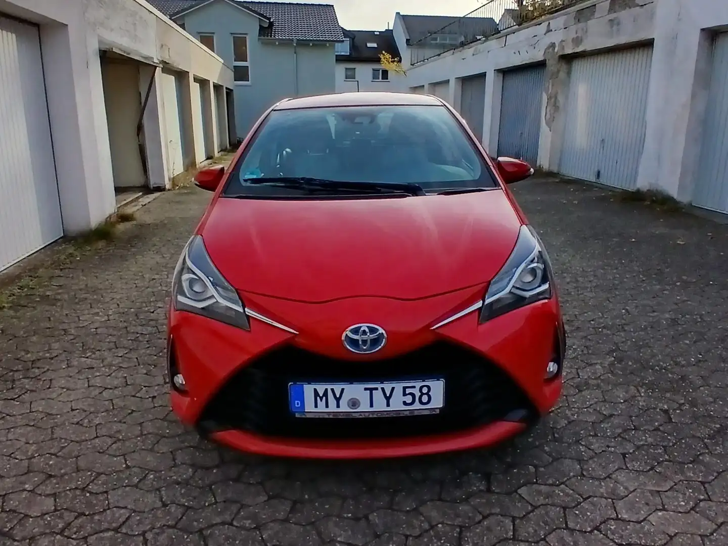 Toyota Yaris Yaris Hybrid Hybrid 1.5 VVT-i - 2