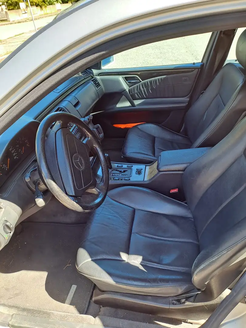 Mercedes-Benz E 280 E SW 280 V6 Avantgarde 4matic - 2