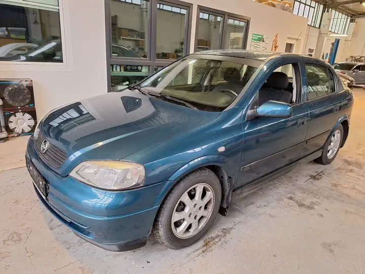 Opel Astra 1.6 Selection aus 1.Hand