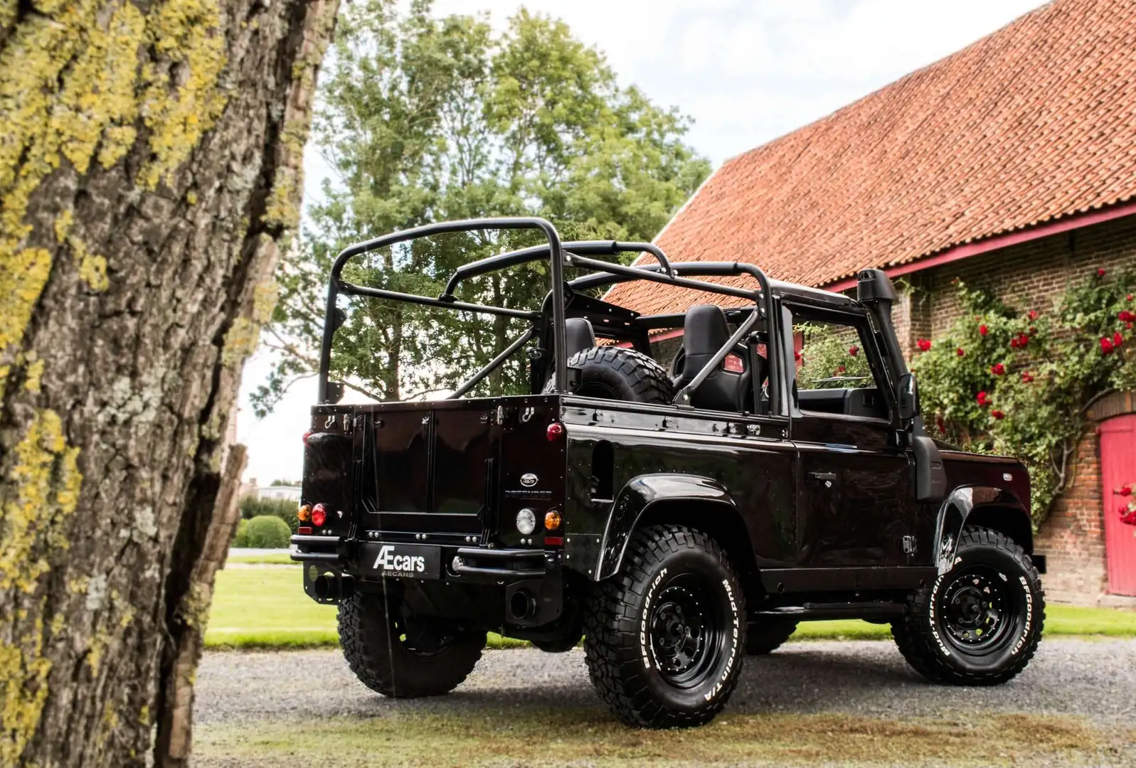 Land Rover Defender *** KAHN EDITION / FULL LEATHER / BELGIAN CAR *** Noir - 2