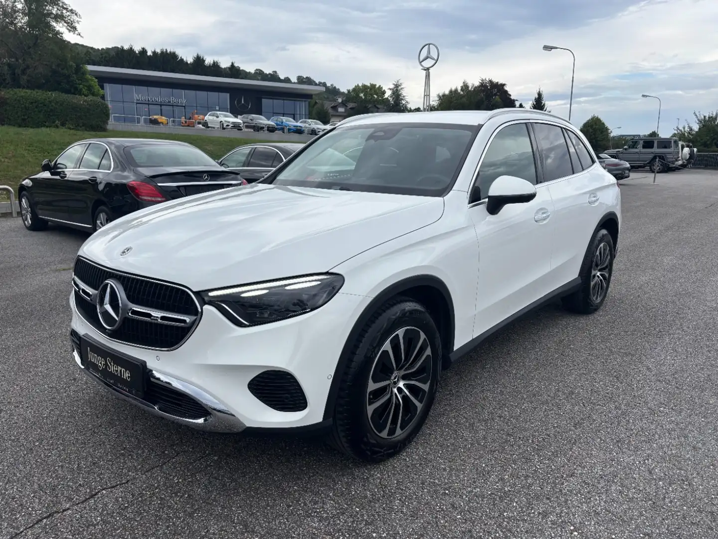 Mercedes-Benz GLC 220 d 4MATIC KeyGo PTS Shz Navi MBUX eHeck Blanc - 2