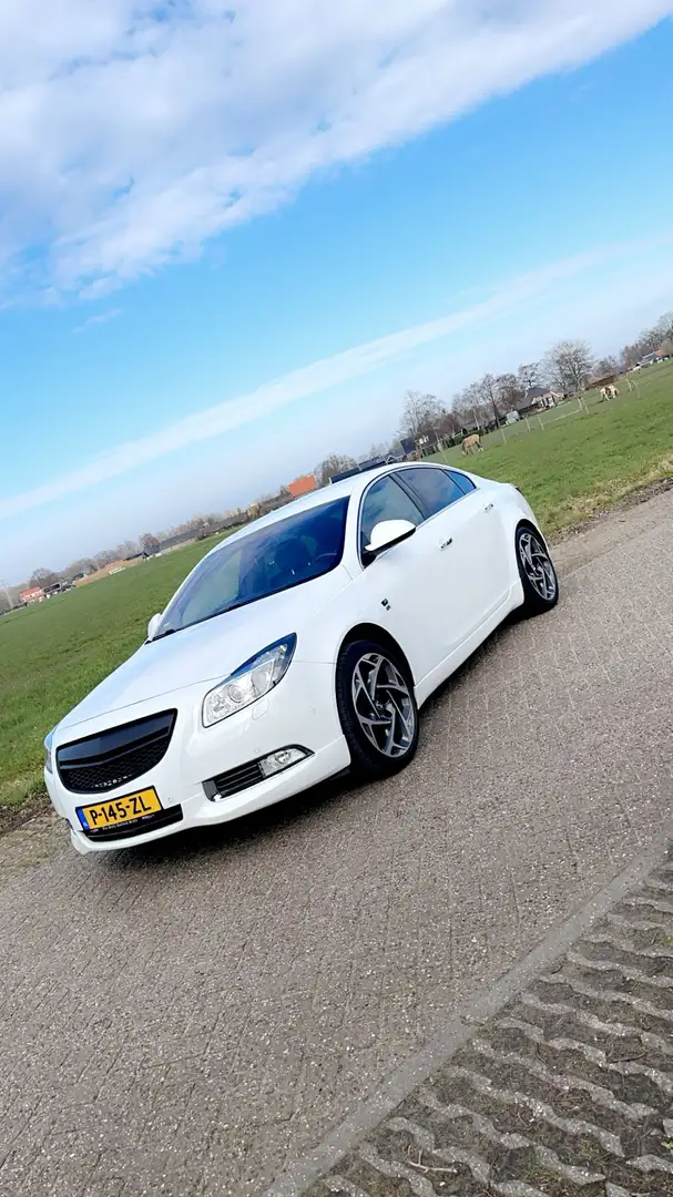 Opel Insignia 2.8 T Cosmo 4x4 Wit - 1