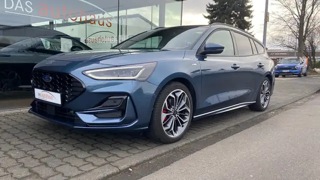 Ford Focus TURNIER ST Line X Styling Paket., PANO, MATRIX LED