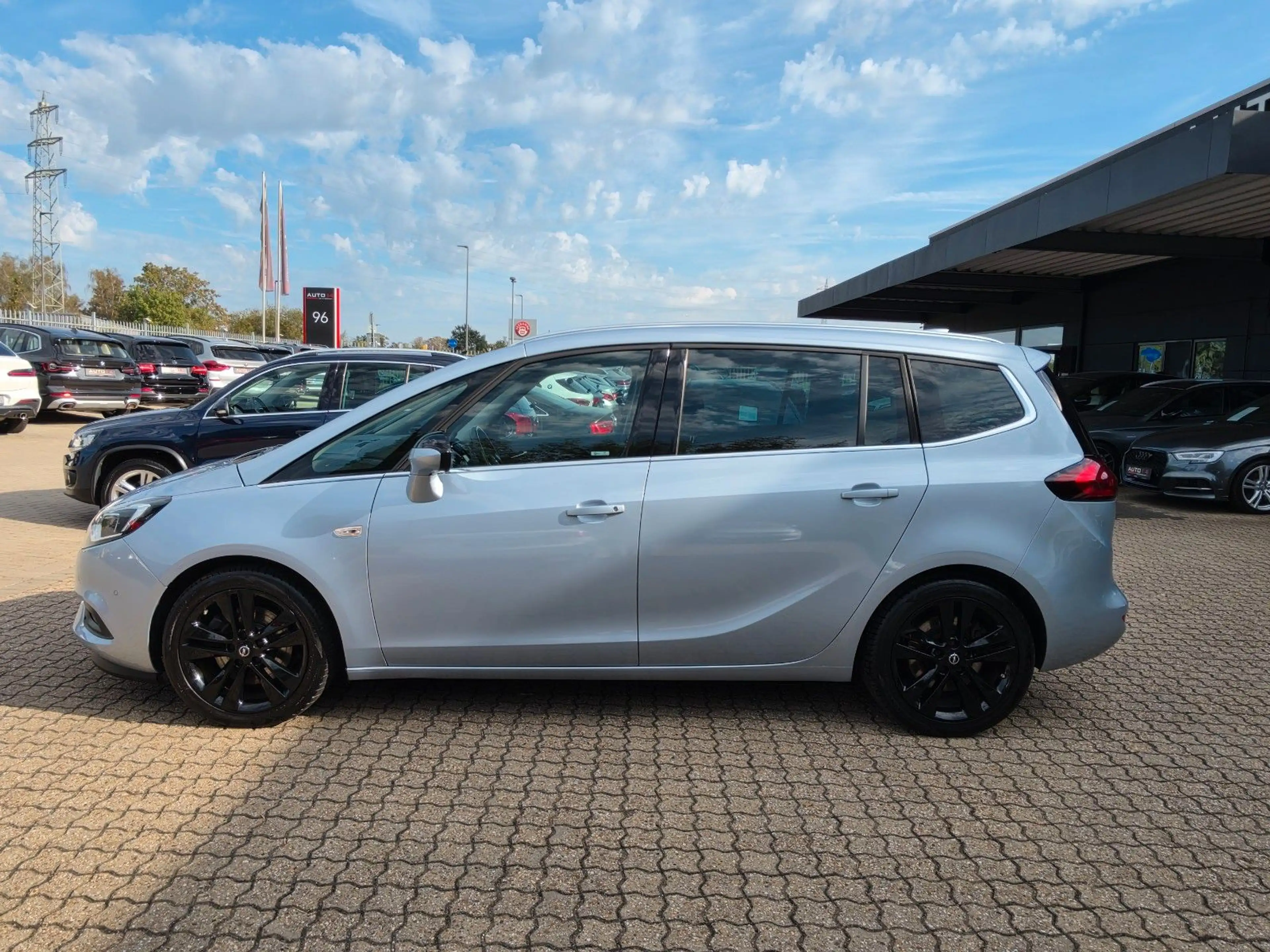 Opel Zafira C Business Innovation Navi LED PDC AHK... — photo 9
