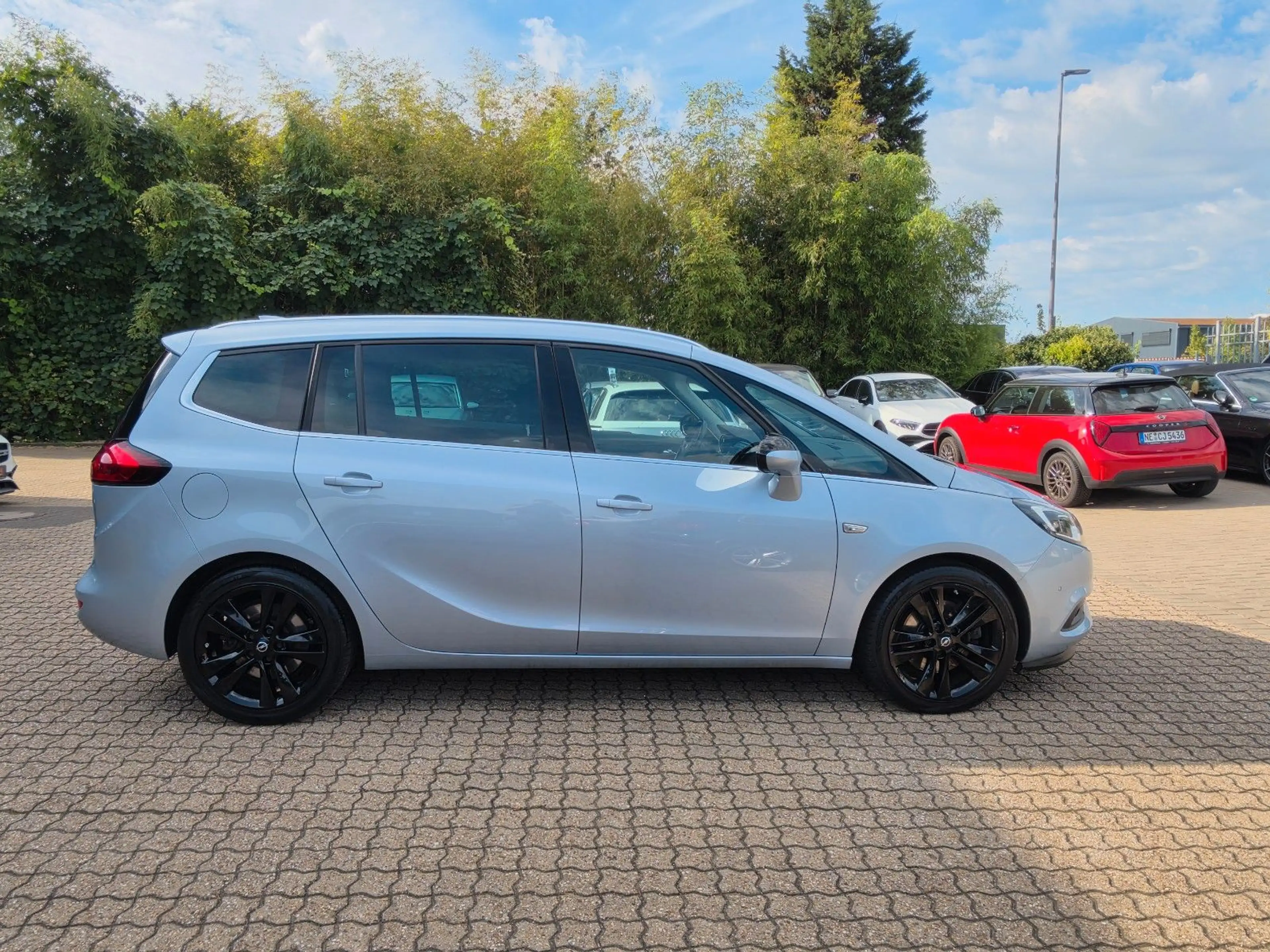 Opel Zafira C Business Innovation Navi LED PDC AHK... — photo 10