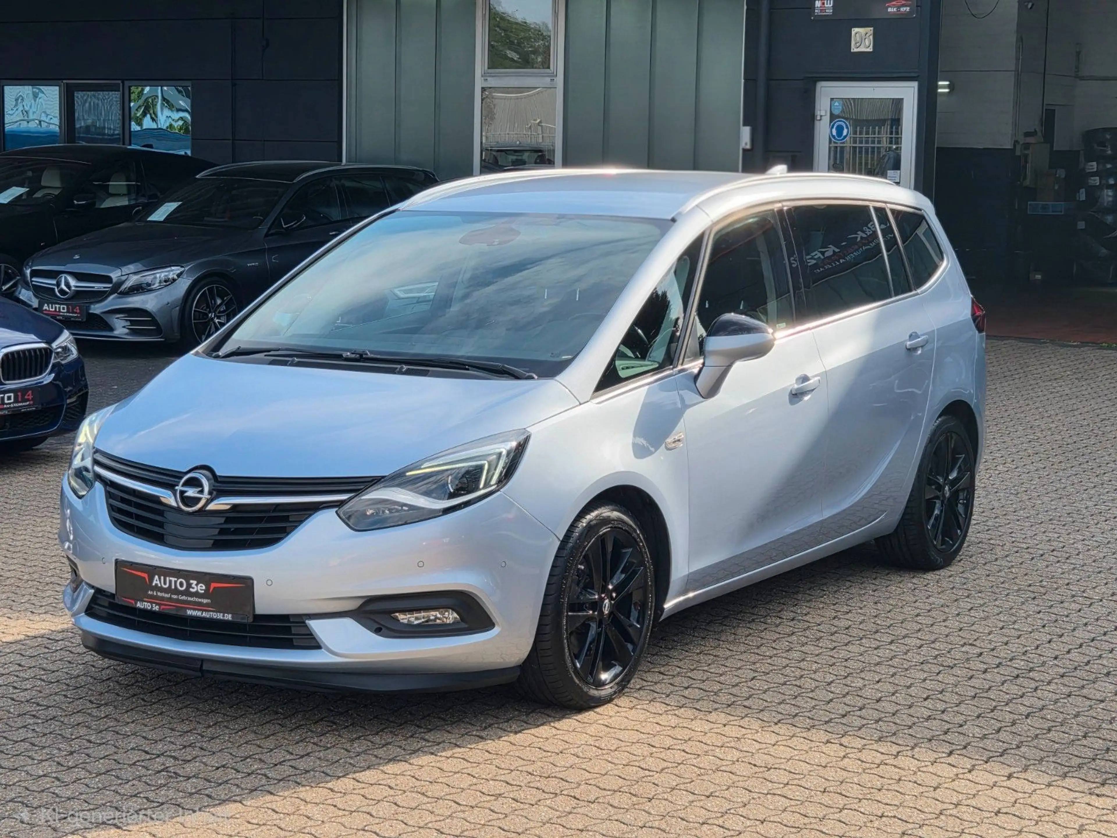 Opel Zafira C Business Innovation Navi LED PDC AHK... — photo 3