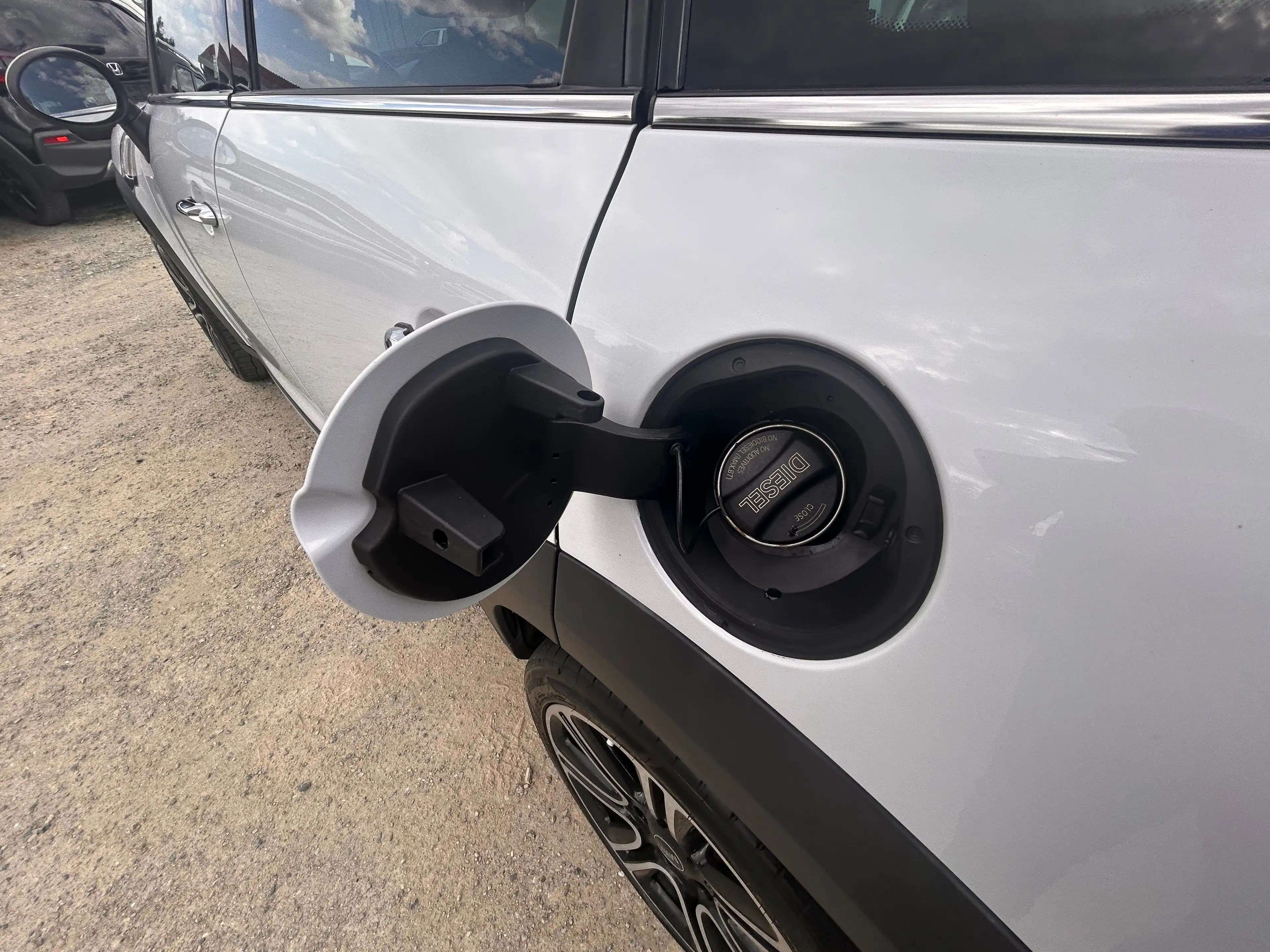 MINI Cooper D Countryman Cooper D All4 Teilleder Xenon Navi Panorama — photo 13