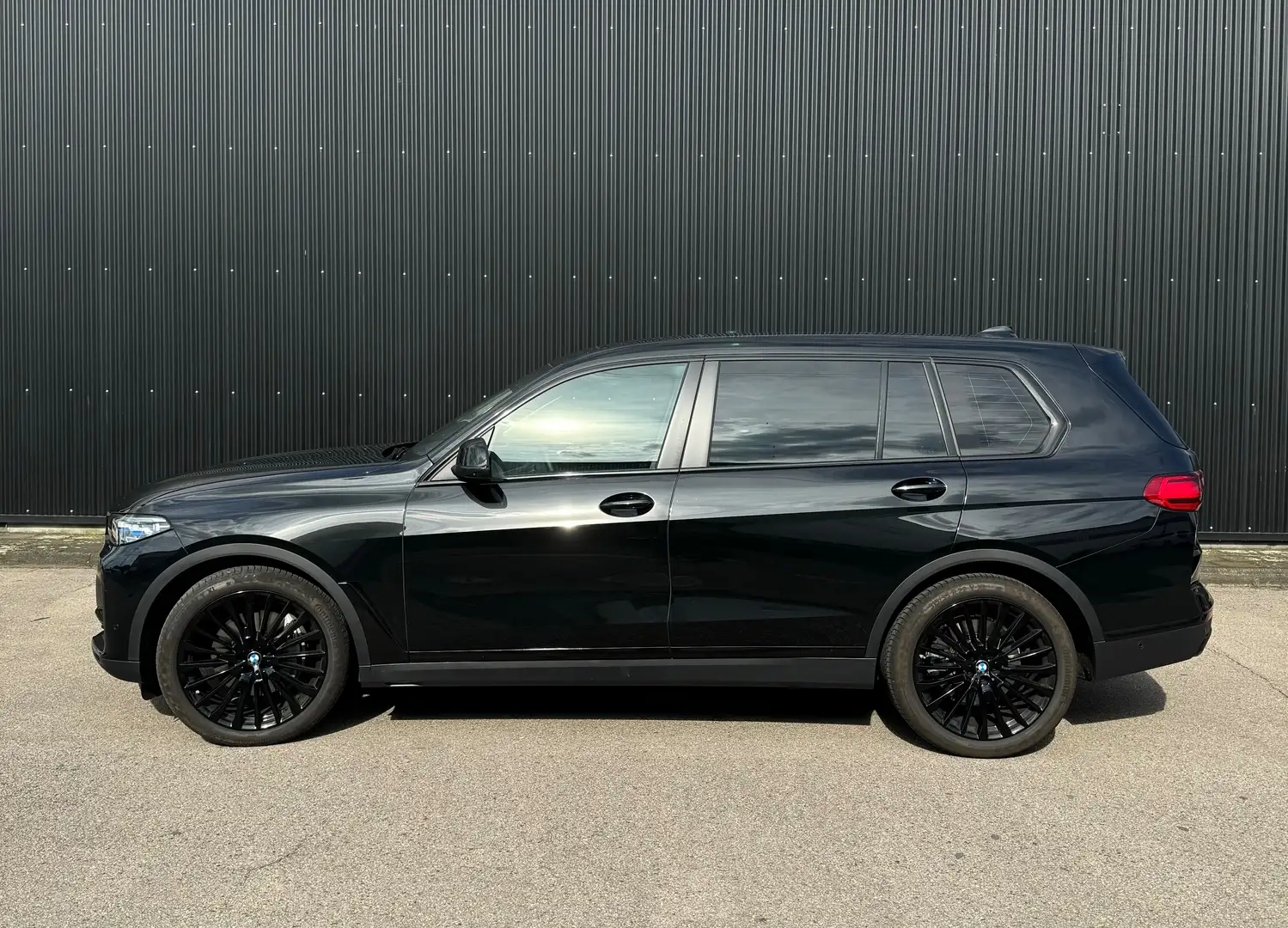 BMW X7 X7 xDrive40i,HUD,Geststrg,Pano,AHK,SoftClose,SHZ Schwarz - 2