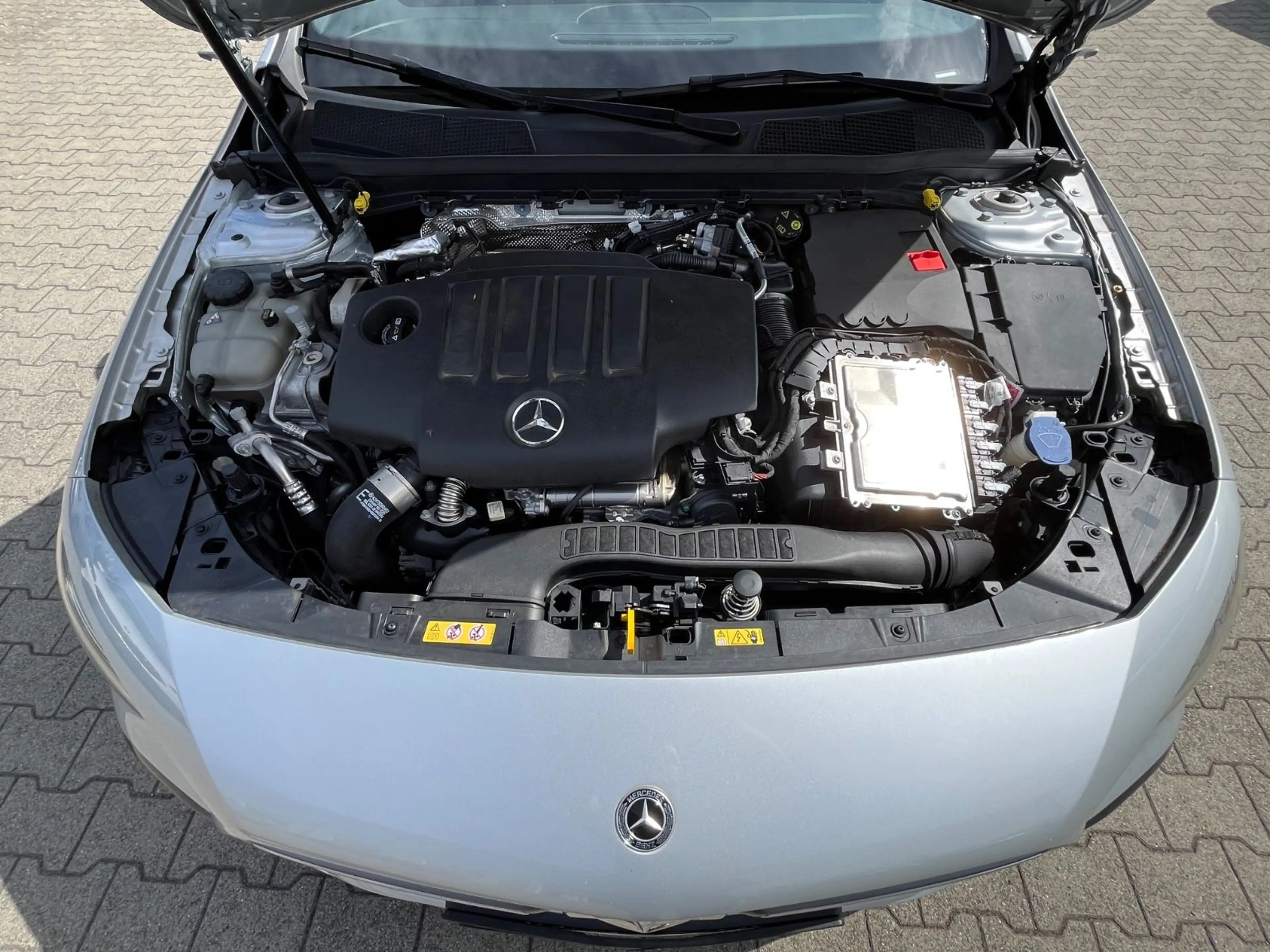Mercedes-Benz A 200 A Limousine AMG — photo 11