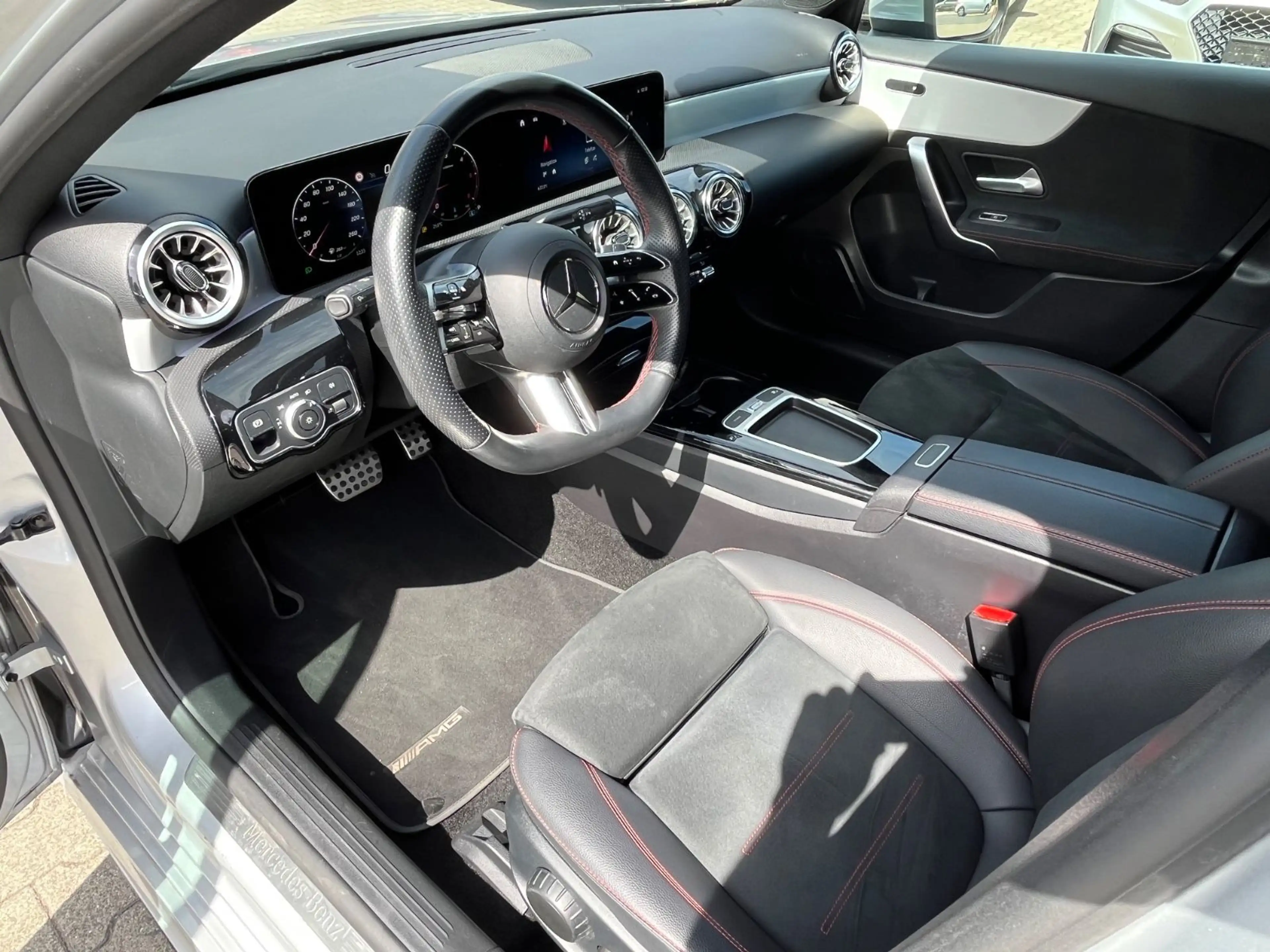 Mercedes-Benz A 200 A Limousine AMG — photo 12