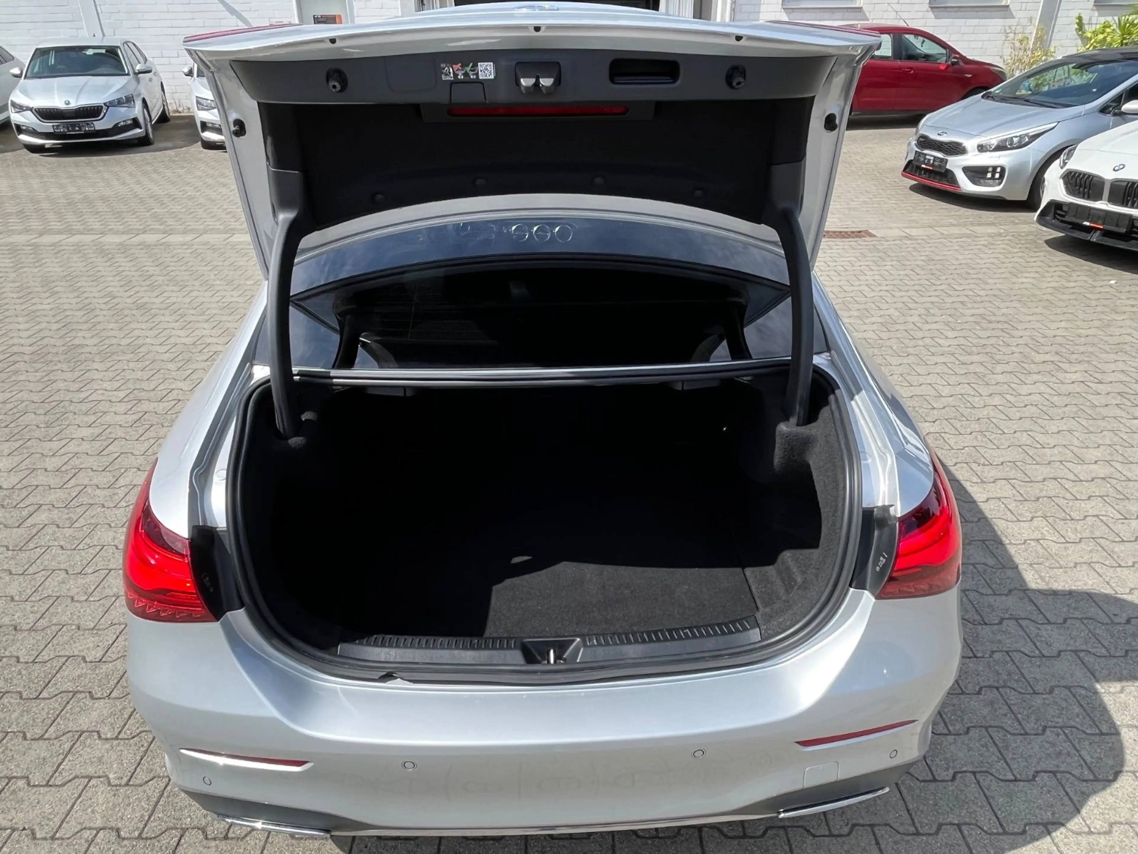Mercedes-Benz A 200 A Limousine AMG — photo 13