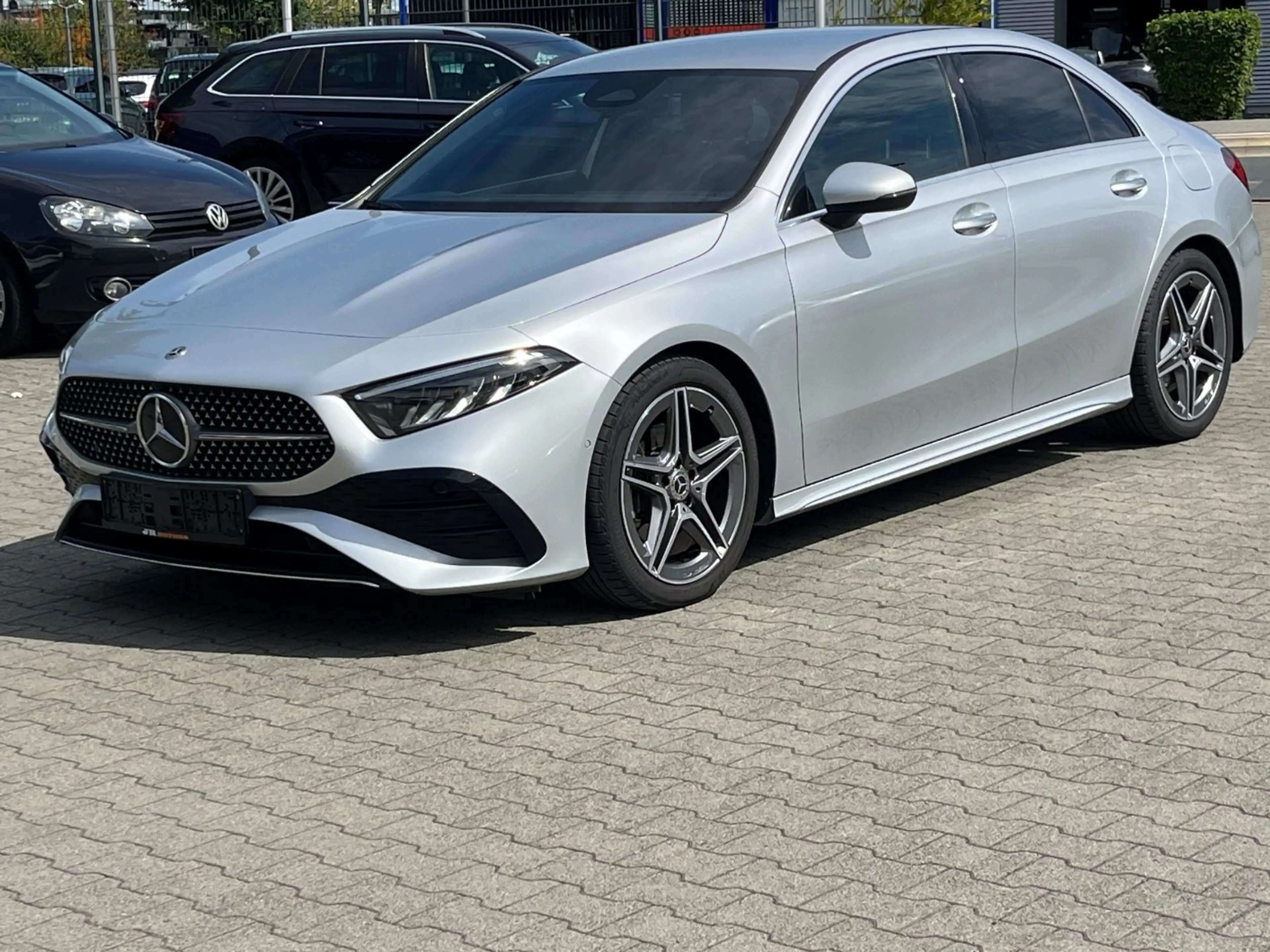 Mercedes-Benz A 200 A Limousine AMG