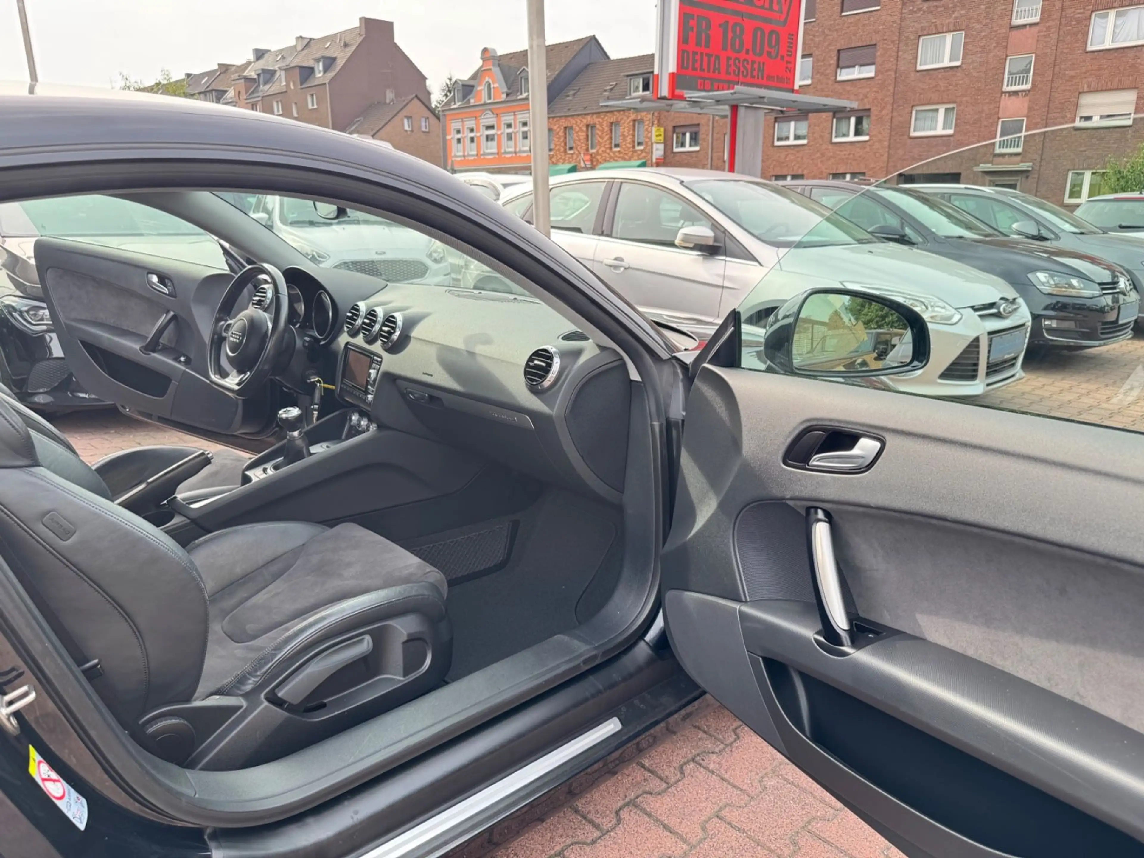 Audi TT Coupe 2.0 TDI Quattro*TÜV 08/28*XENON* — photo 12