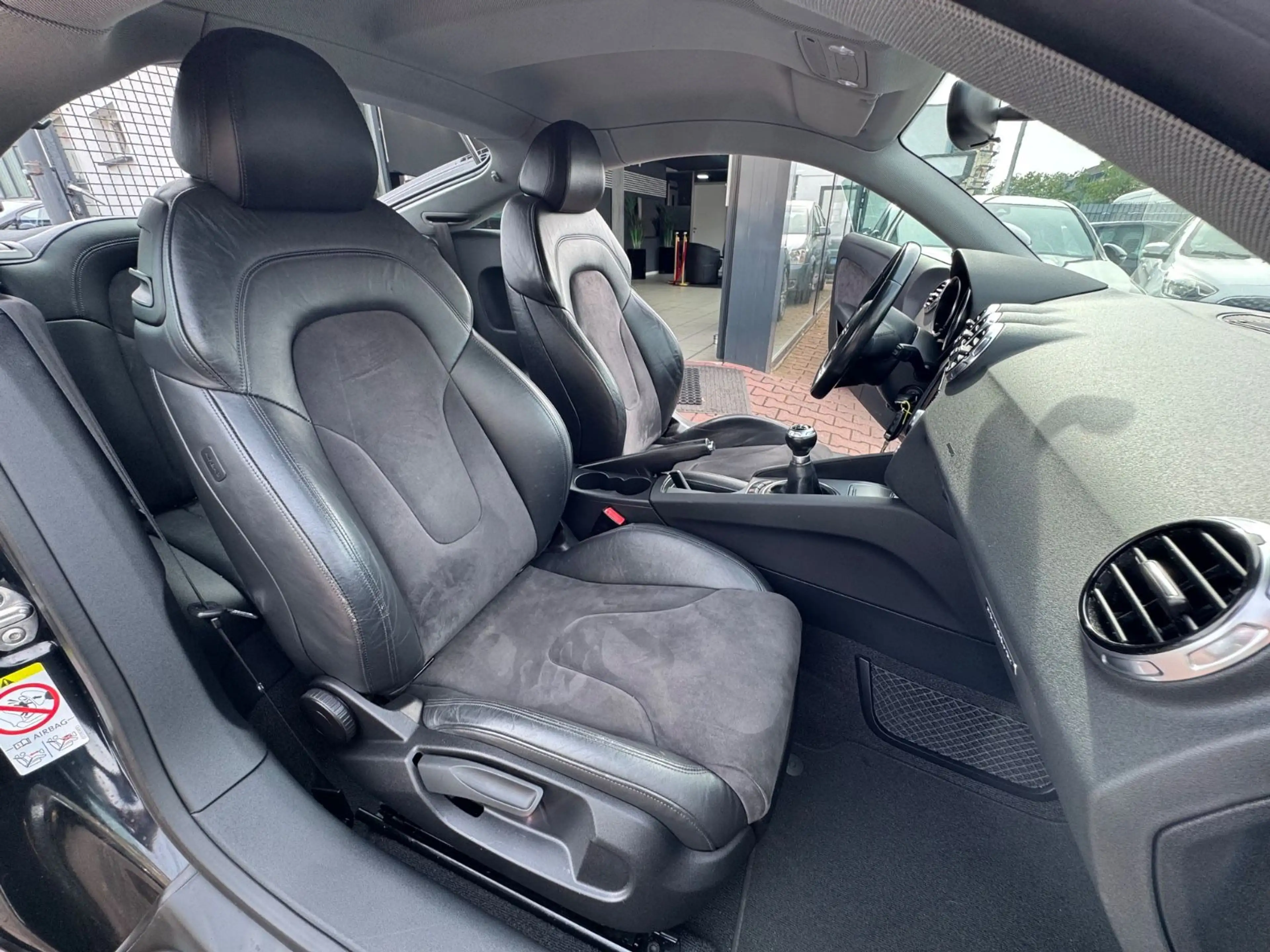 Audi TT Coupe 2.0 TDI Quattro*TÜV 08/28*XENON* — photo 11