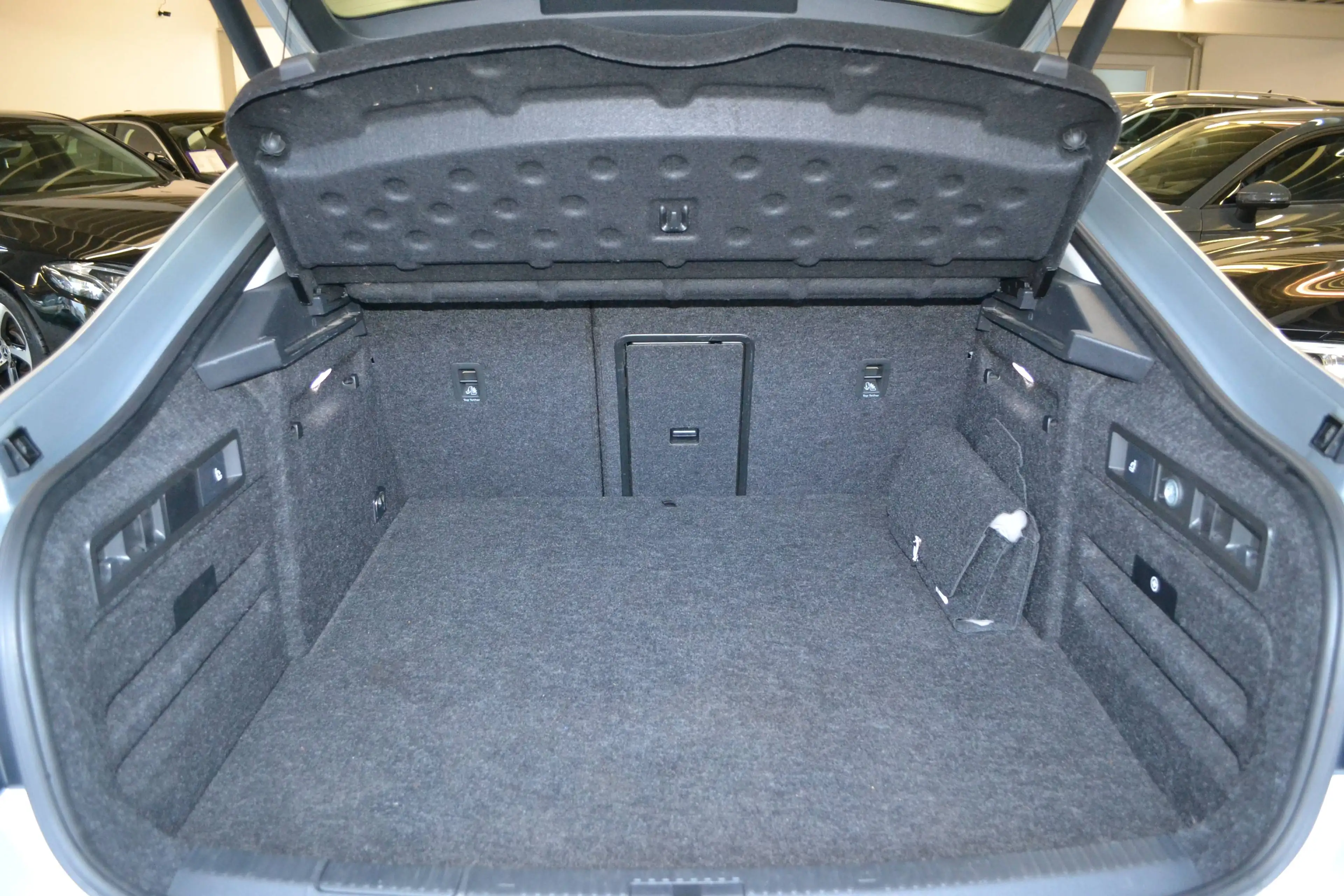 Skoda Superb Style iV *PLUG in HYBRID*LED*LEDER/ALCANTARA*VIRTUAL-COCKPIT*KAMERA*NAVIGATION*ALU19zoll* — photo 14