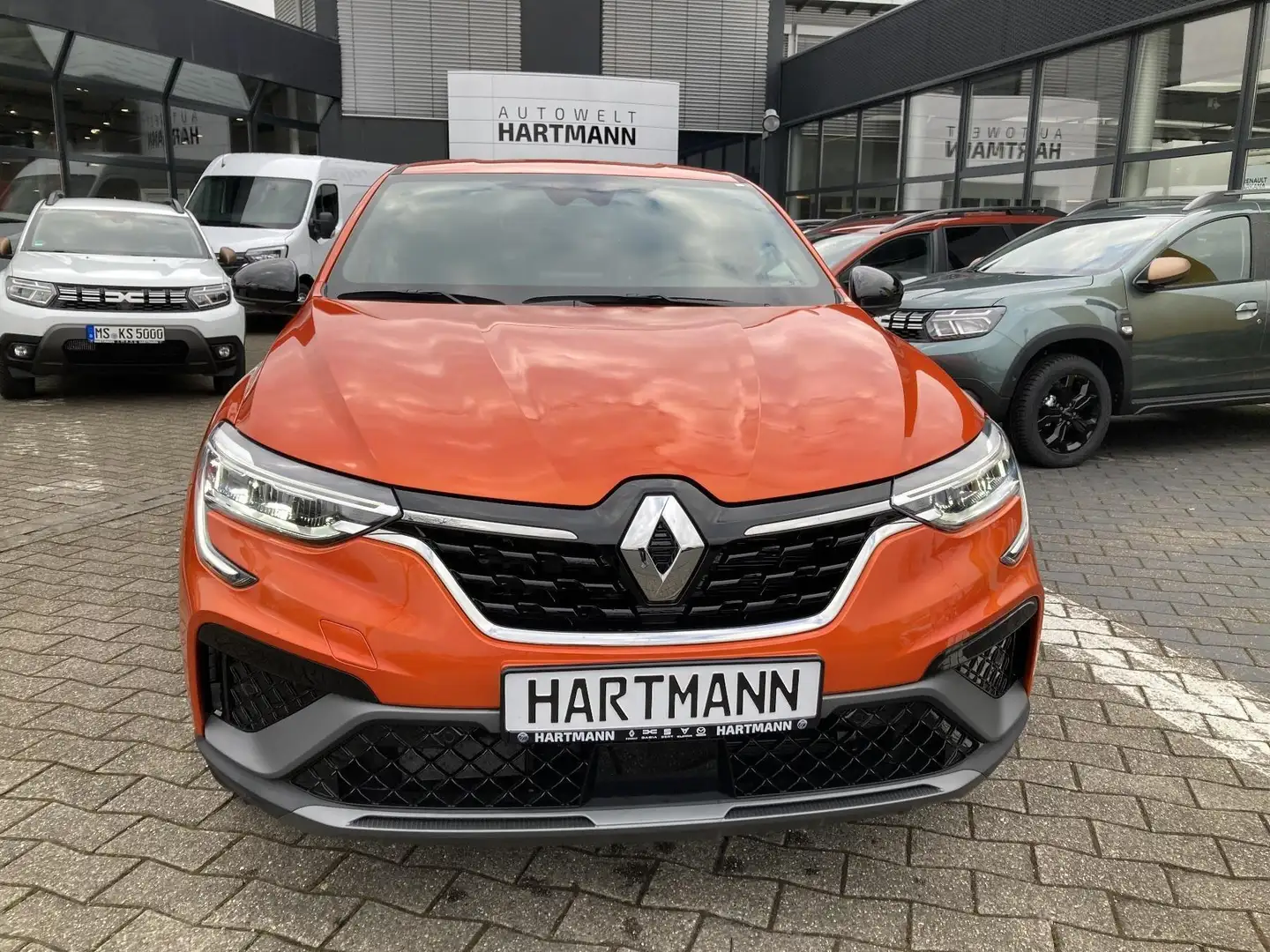 Renault Arkana R.S. Line Fast Track Mild Hybrid 160 EDC Orange - 1
