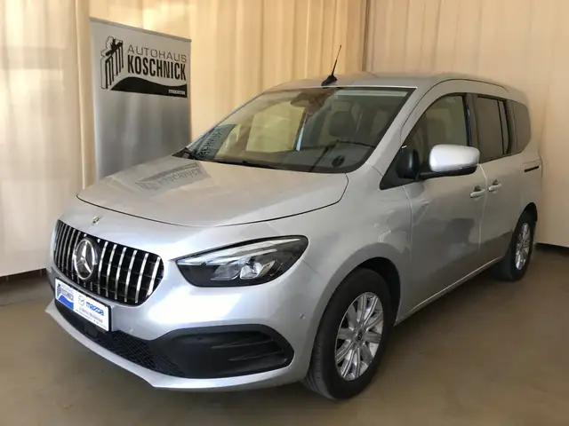 Mercedes-Benz Classe T 180 EDITION /TEILLEDER/LED-SCHEINWERFER/NAVIGATION