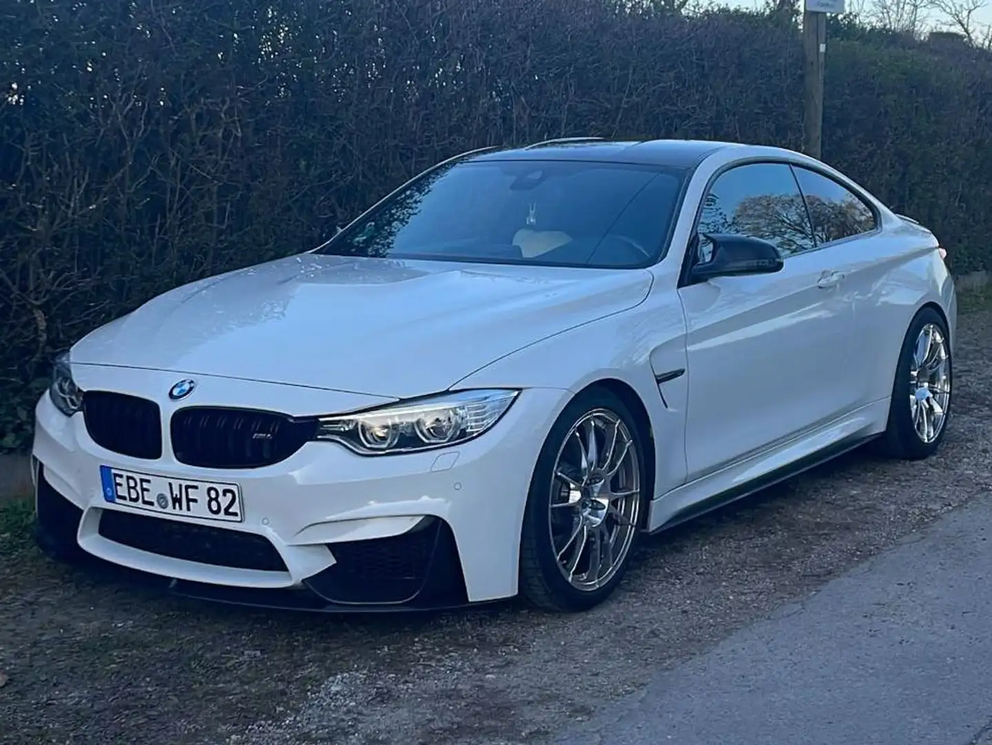 BMW M4 M4 F82 White - 1