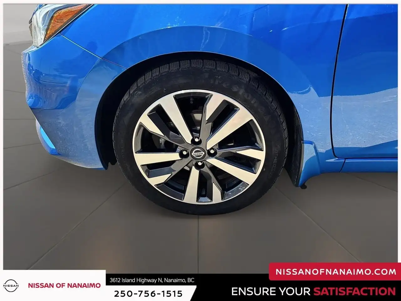 Nissan Versa снимка Nissan Versa
