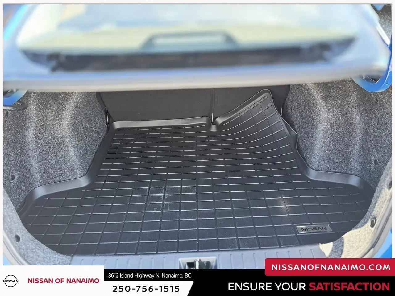 Nissan Versa снимка Nissan Versa