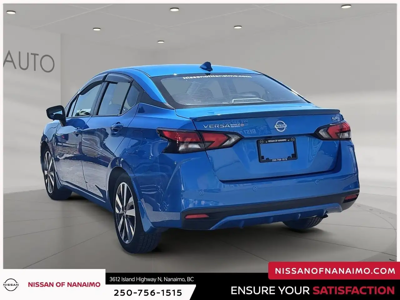 Nissan Versa снимка Nissan Versa