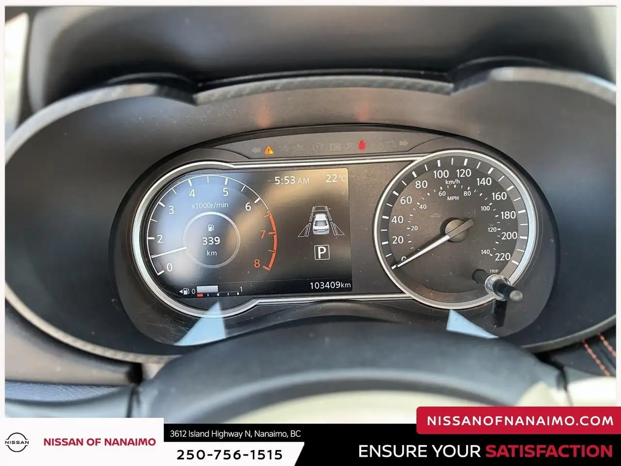 Nissan Versa снимка Nissan Versa