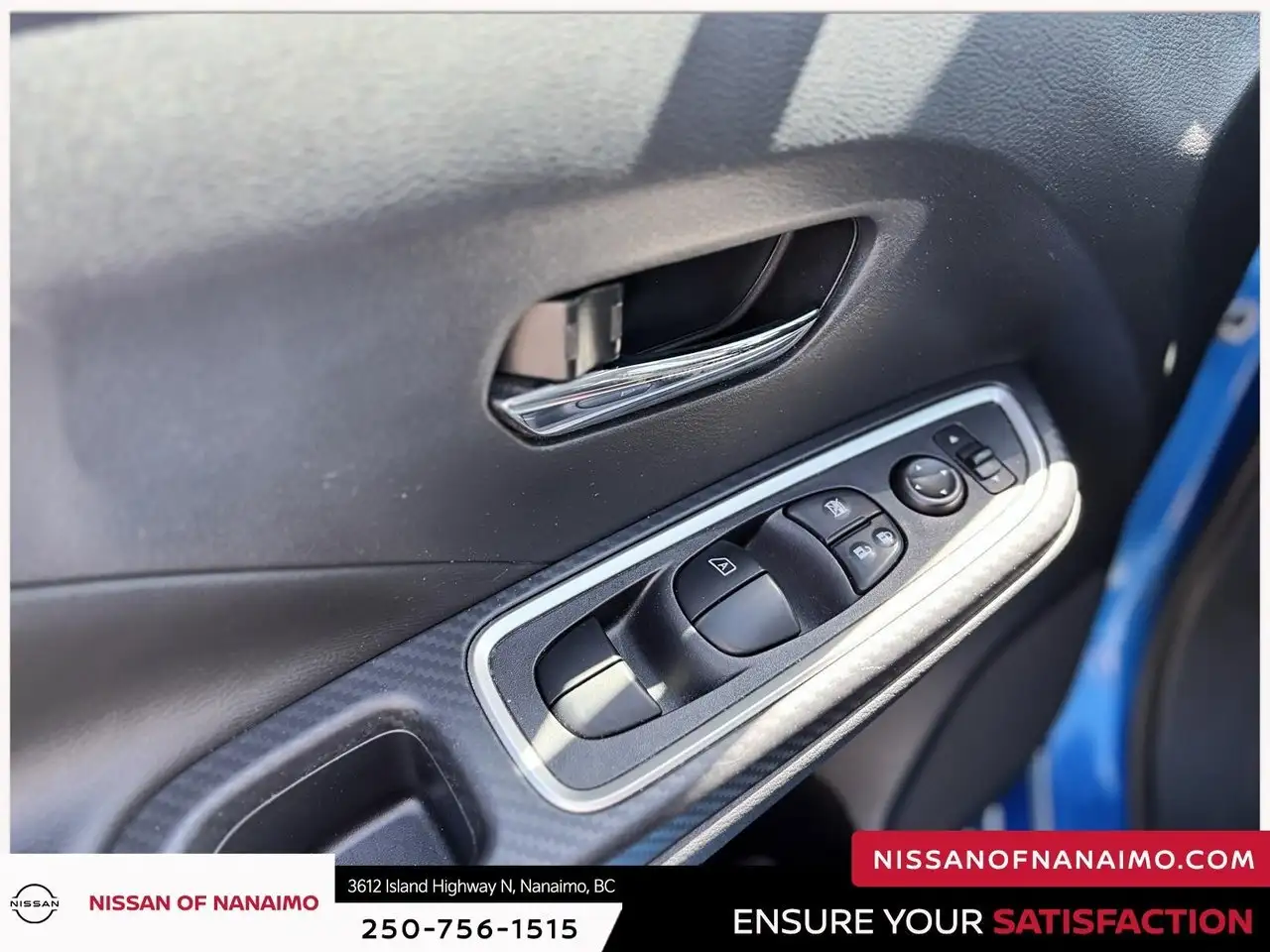 Nissan Versa снимка Nissan Versa