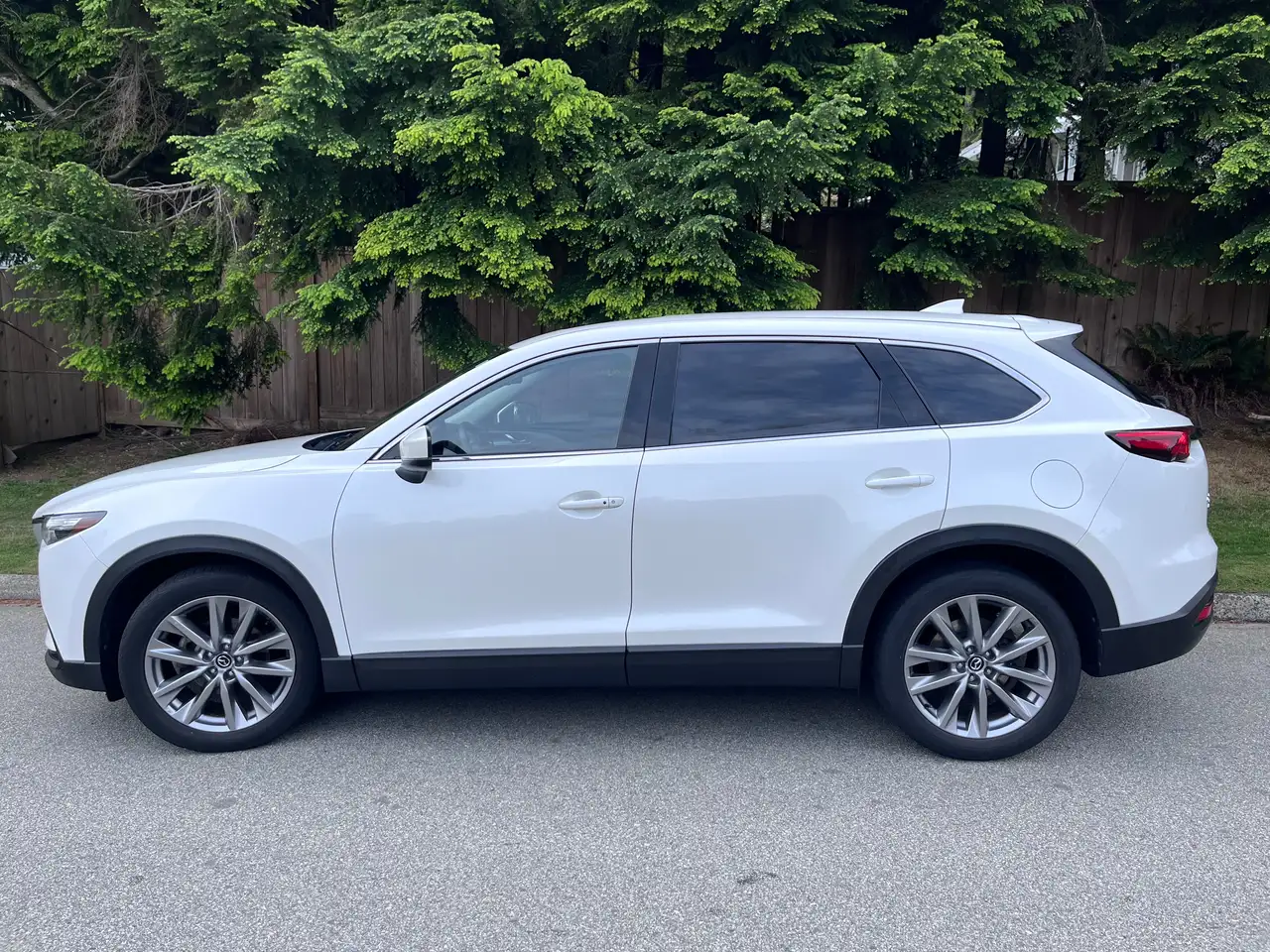 Mazda CX-9 fotografie Mazda CX-9