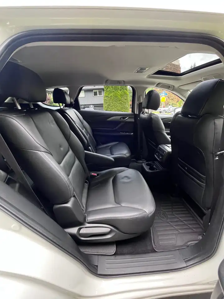 Mazda CX-9 fotografie Mazda CX-9
