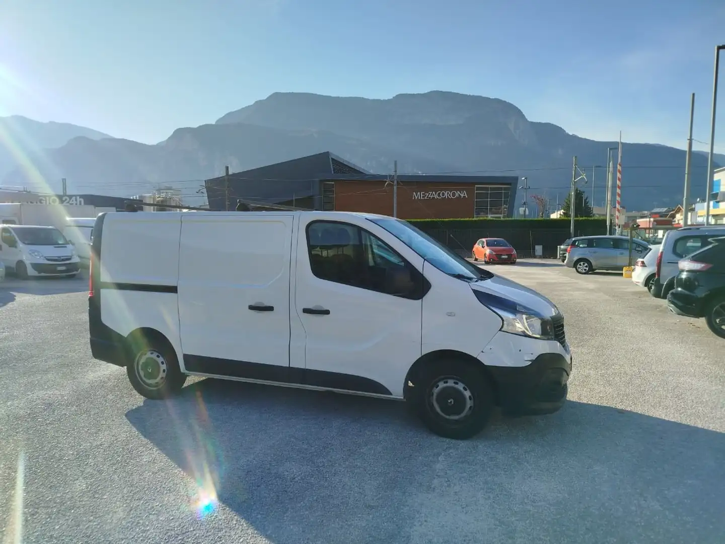 Renault Trafic 1600 tdci 121 cv van 3 posti Blanc - 1