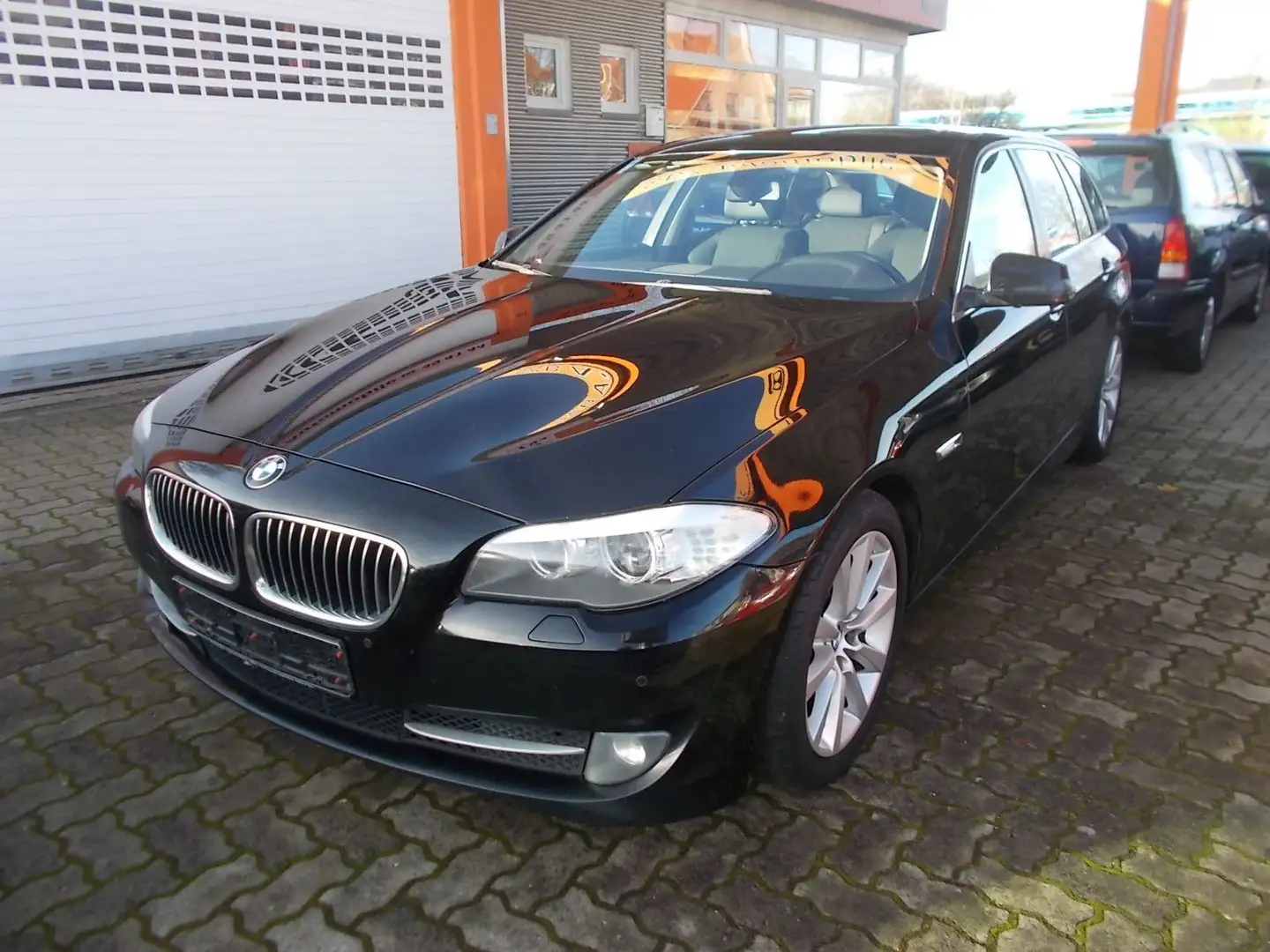 BMW 530 Baureihe 5 Touring 530d Schwarz - 2