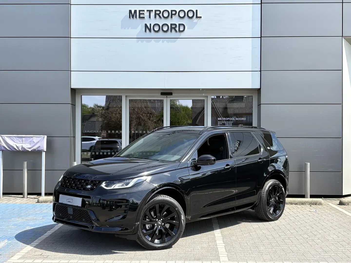 Land Rover Discovery Sport / P270e Dynamic SE Zwart - 1