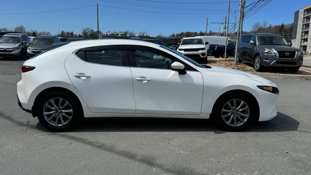 Mazda 3 photo Mazda 3