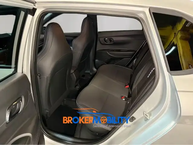 Hyundai I20 view 12