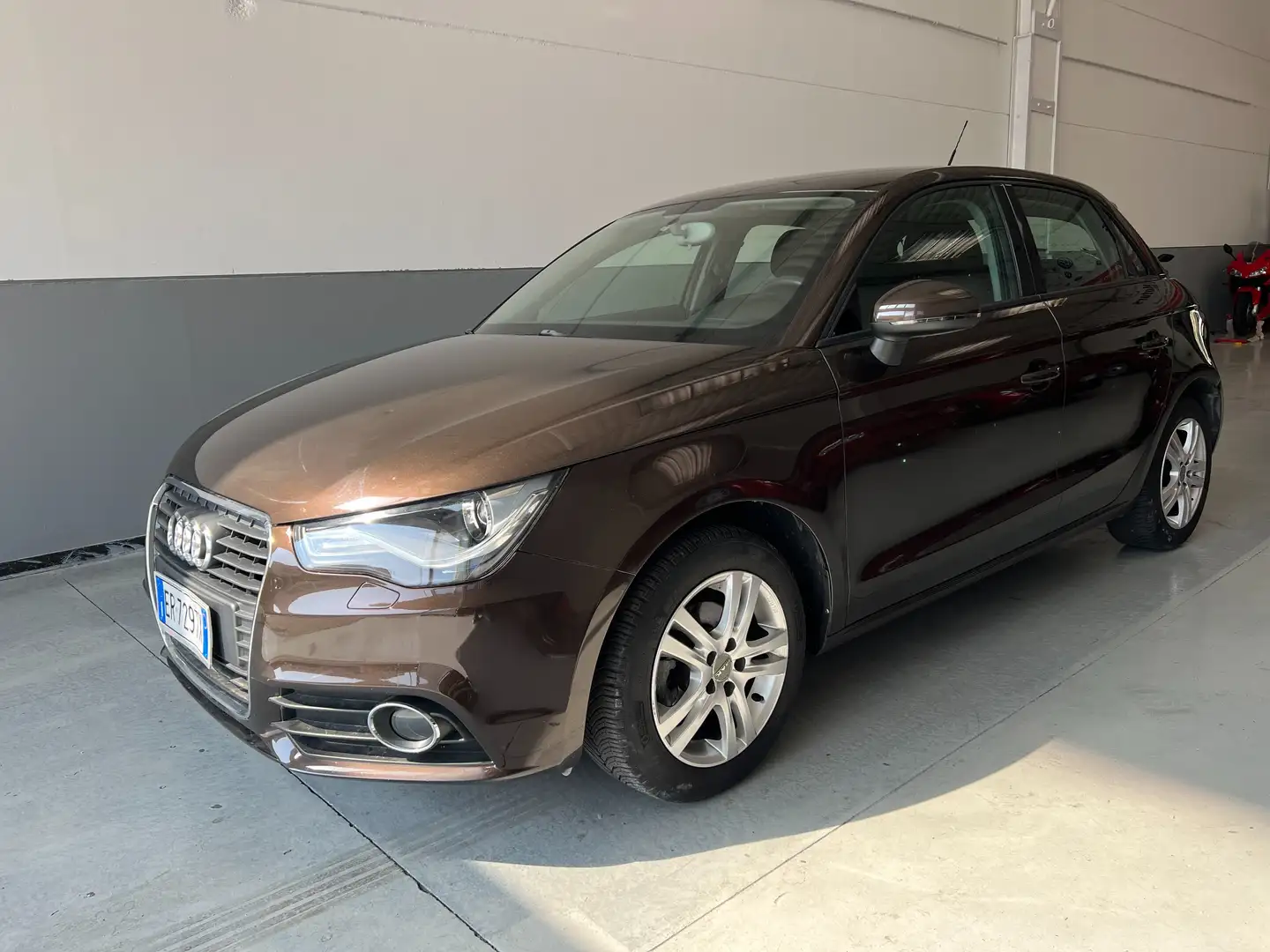 Audi A1 A1 2013 Sportback 1.2 tfsi Ambition Marrone - 1
