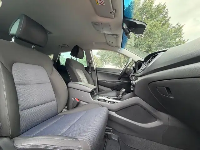 Hyundai Tucson view 9