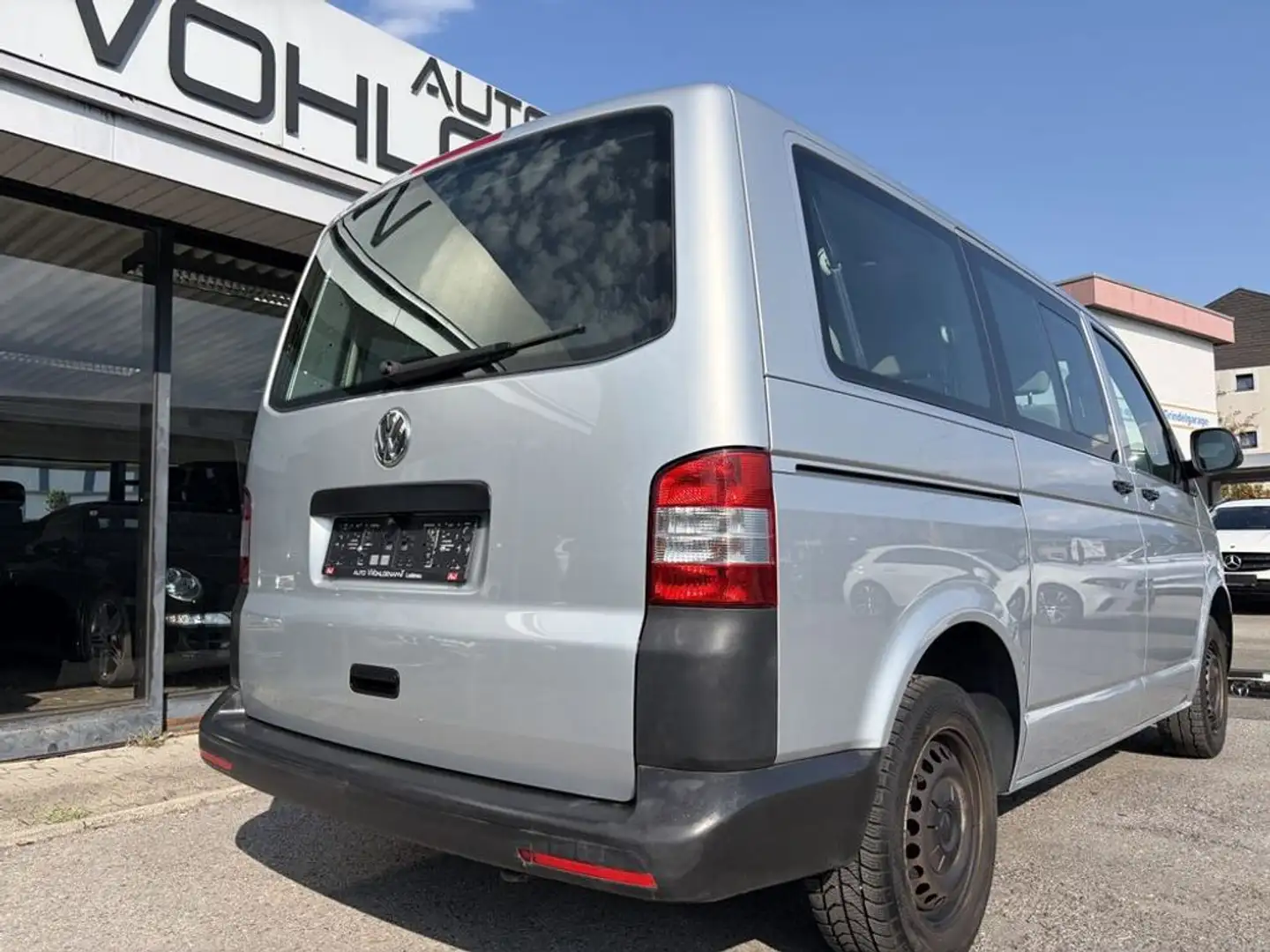 Volkswagen T5 Kombi Silber - 2