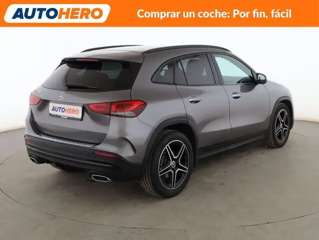 Mercedes-Benz GLA view 6