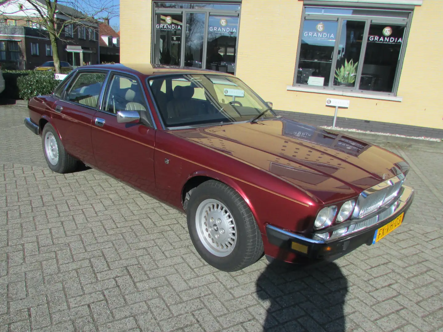 Jaguar XJ40 XJ6 3.2 - 1