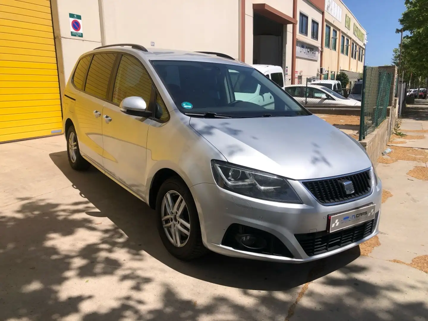 SEAT Alhambra 2.0TDI CR S&S Style DSG 140 Plateado - 1