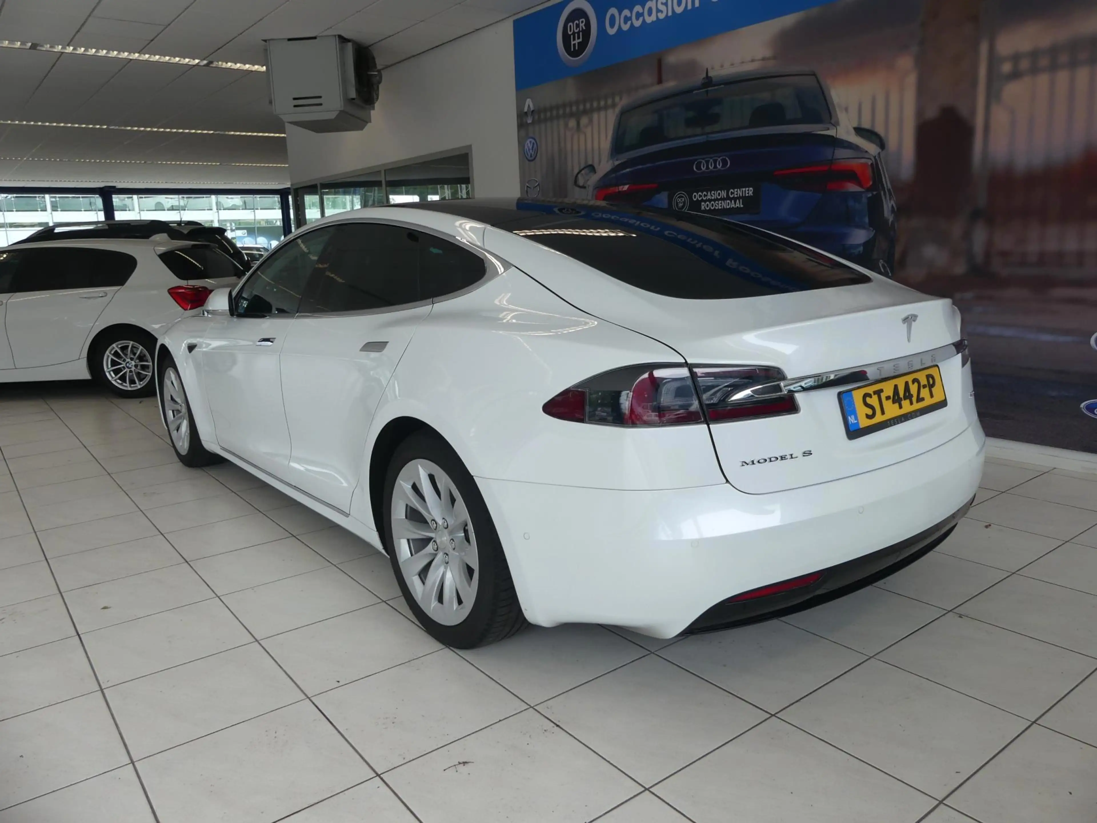 Tesla Model S 75D AWD Autopilot Navigatie Panoramdak Leder Xenon — photo 5