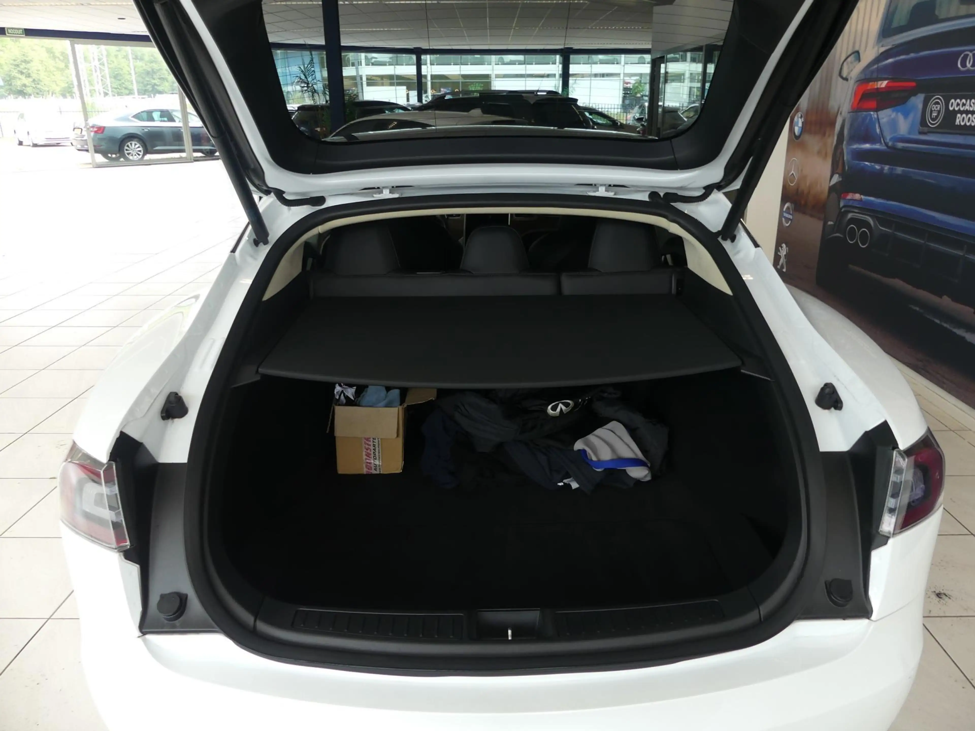 Tesla Model S 75D AWD Autopilot Navigatie Panoramdak Leder Xenon — photo 12