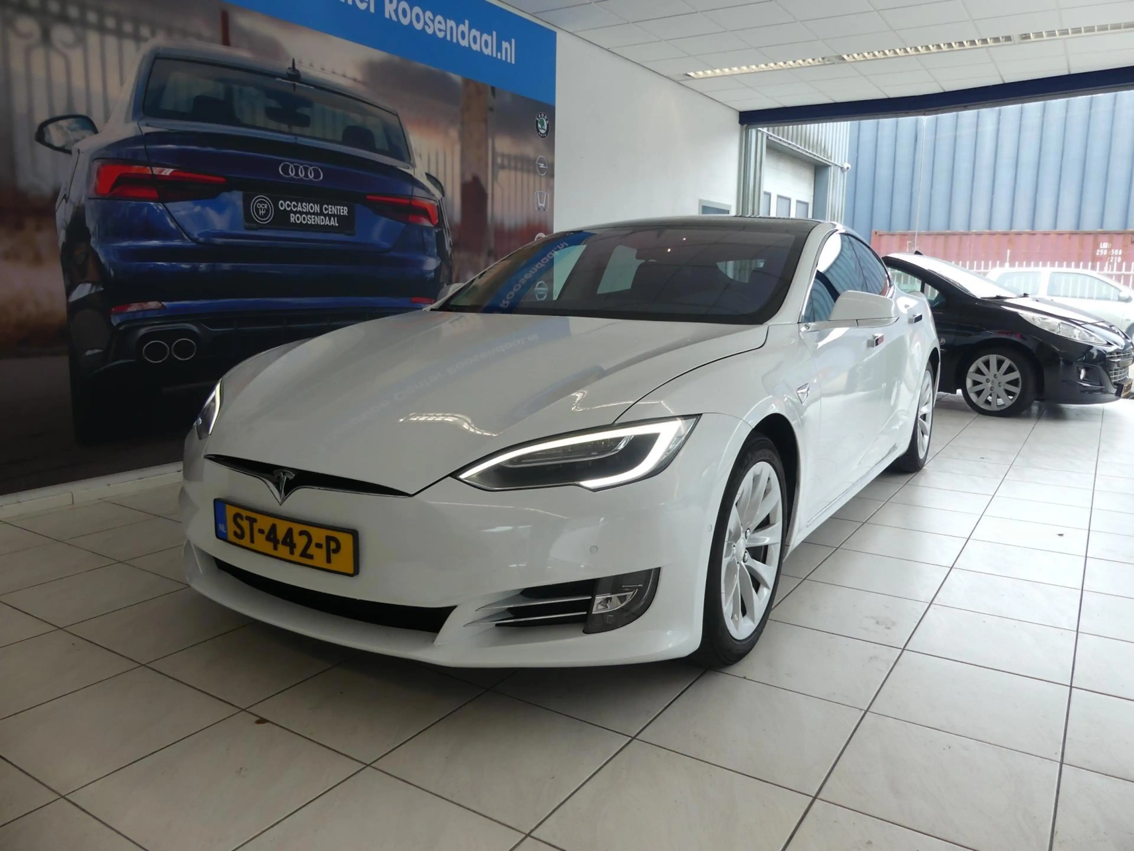 Tesla Model S 75D AWD Autopilot Navigatie Panoramdak Leder Xenon — photo 3
