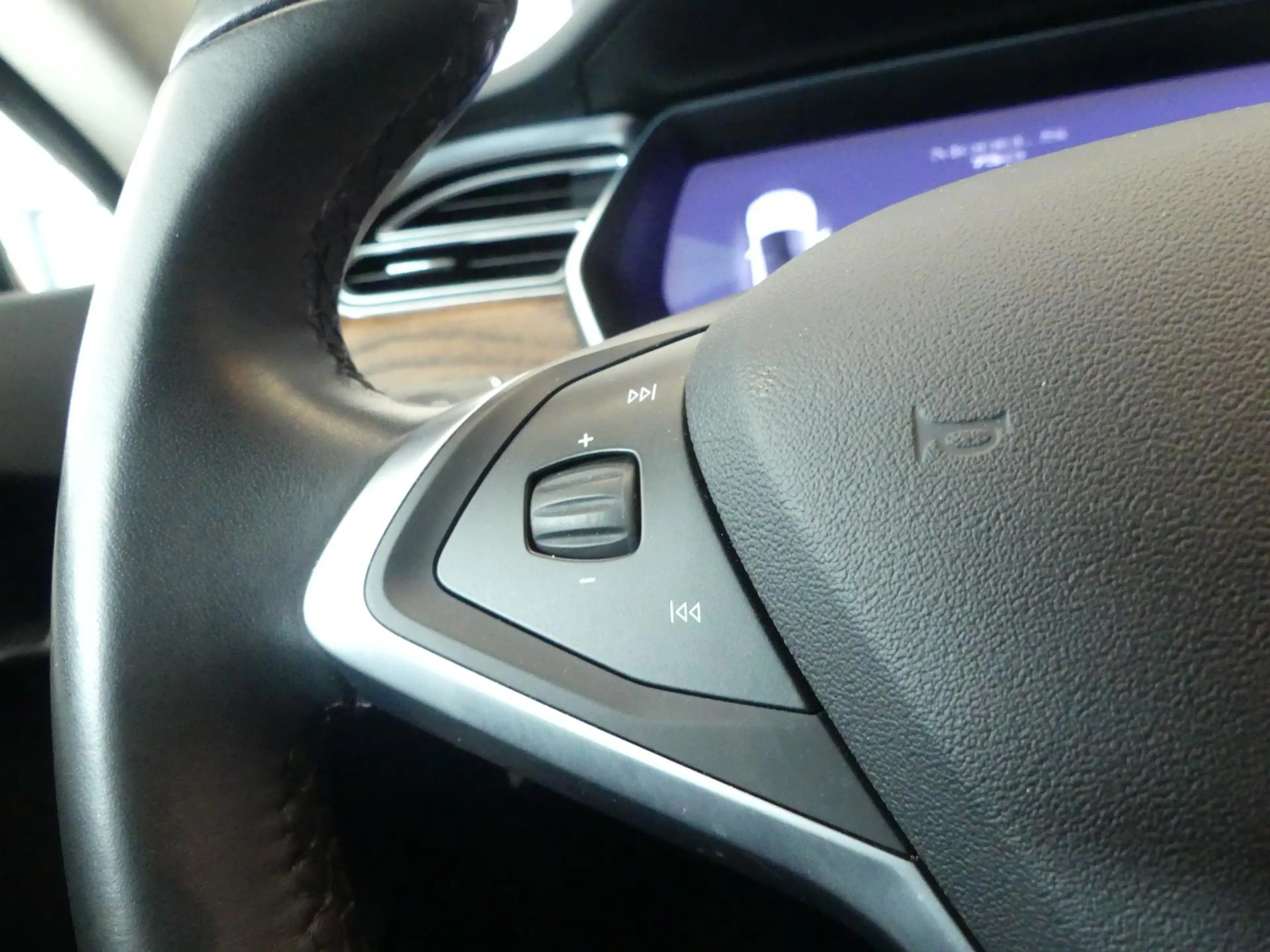 Tesla Model S 75D AWD Autopilot Navigatie Panoramdak Leder Xenon — photo 25