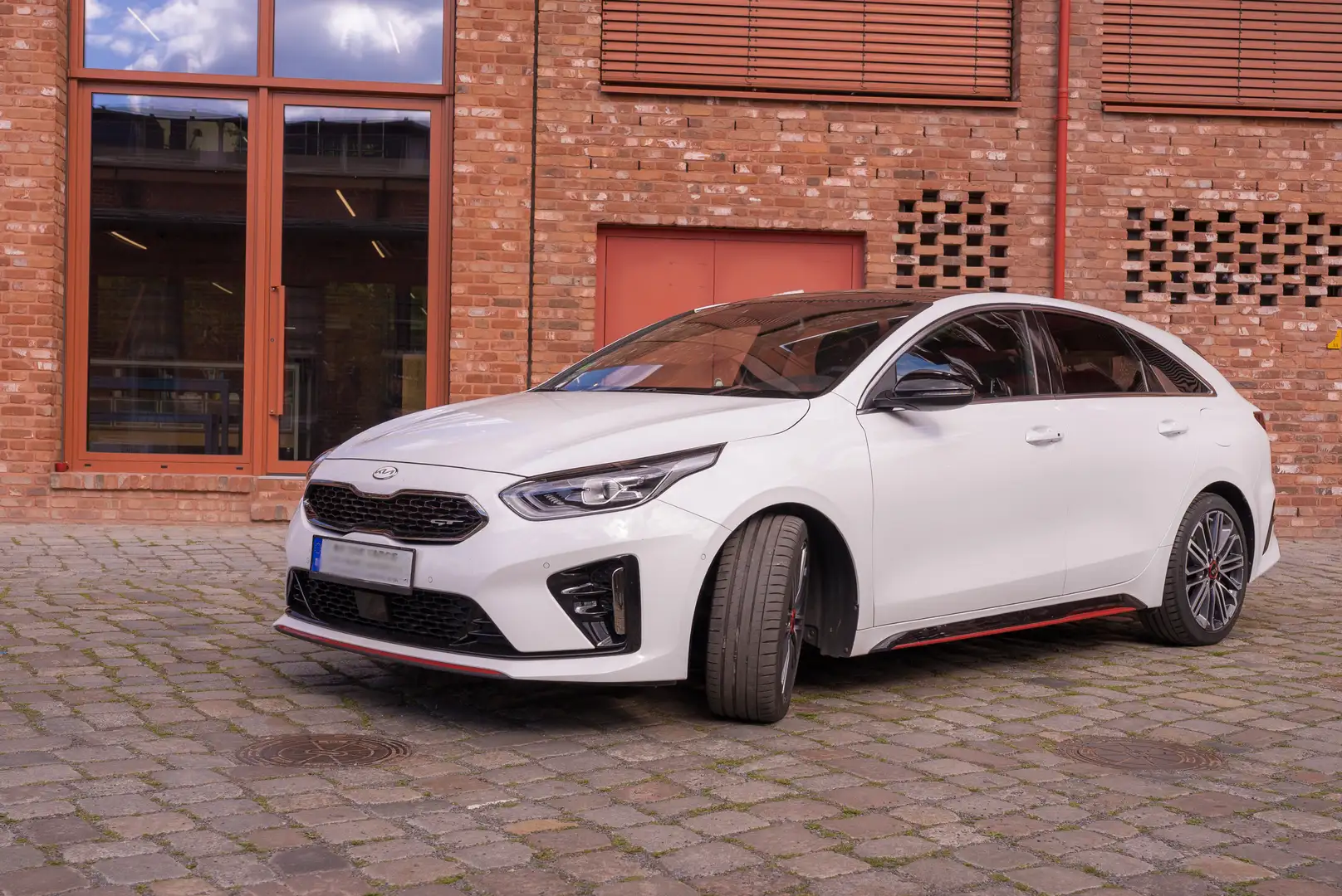 Kia ProCeed / pro_cee'd 1.6 T-GDI DCT7 GT VOLL PANO DIGITACHO CHECKHEFT - 2