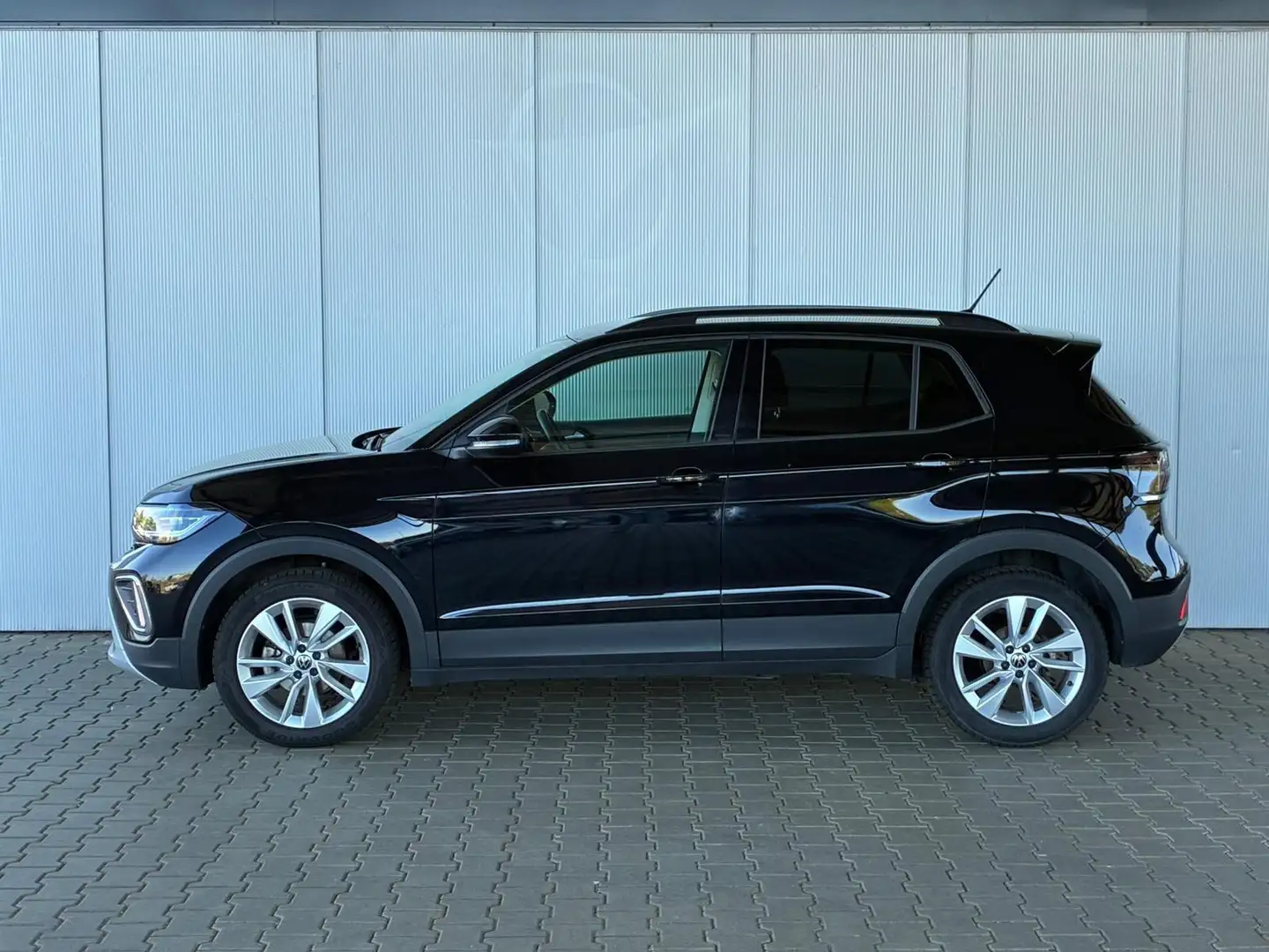 Volkswagen T-Cross Life 1.0 TSI DSG / Matrix-LED ACC Kamera Shz vo... Schwarz - 2